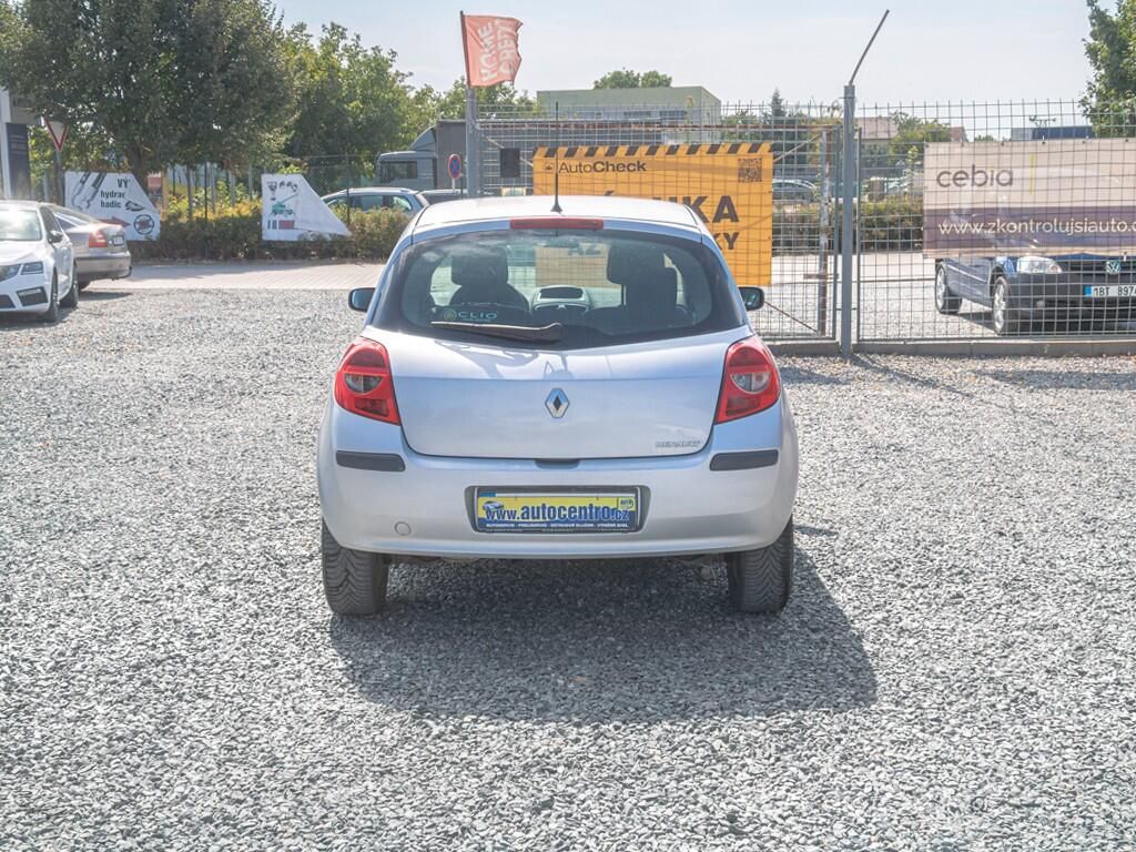Renault Clio, 1.2i 55KW - fotka 6