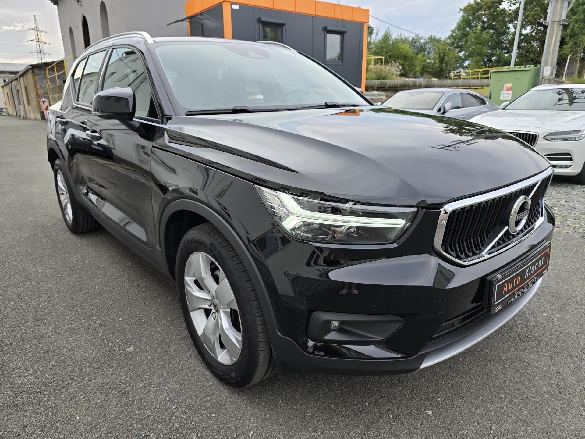 Volvo XC40, 120kW T3 AUTOMAT LED KAMER DPH - fotka 2