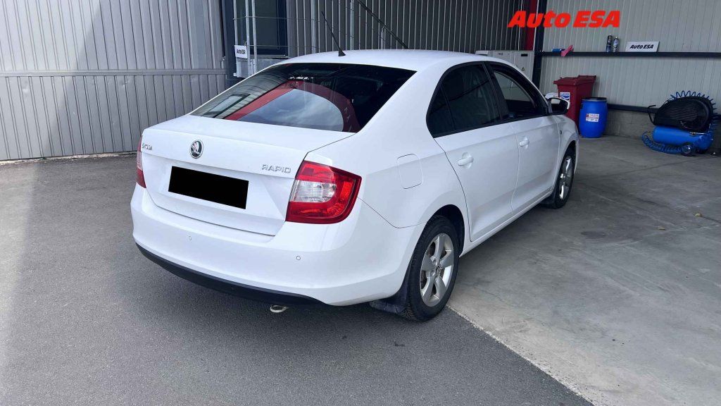 Škoda Rapid, 1.2TSi,ČR - fotka 2