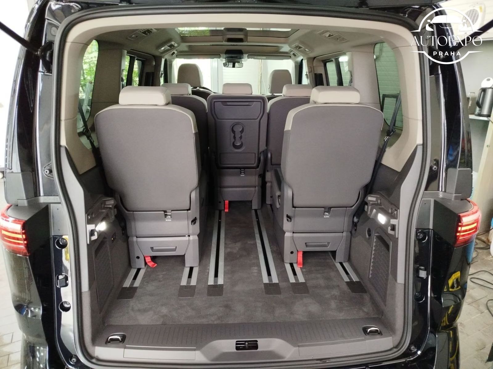 Volkswagen Multivan, 2.0 TSI DSG Navigace* - fotka 6