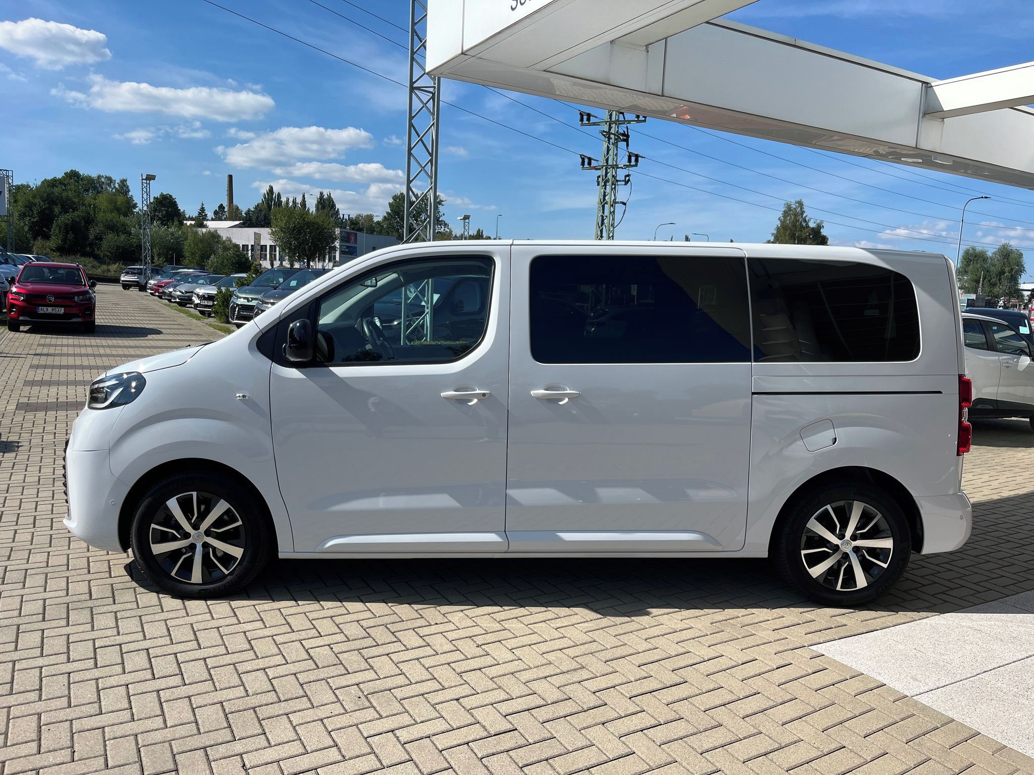 Toyota Proace Verso, 2.0D 144k L1 Family Webasto 8S - fotka 3