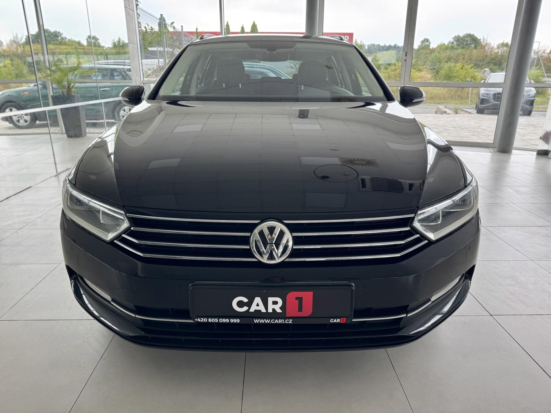 Volkswagen Passat, 1,6TDI DSG*ComfortLine*ACC*Nav - fotka 3