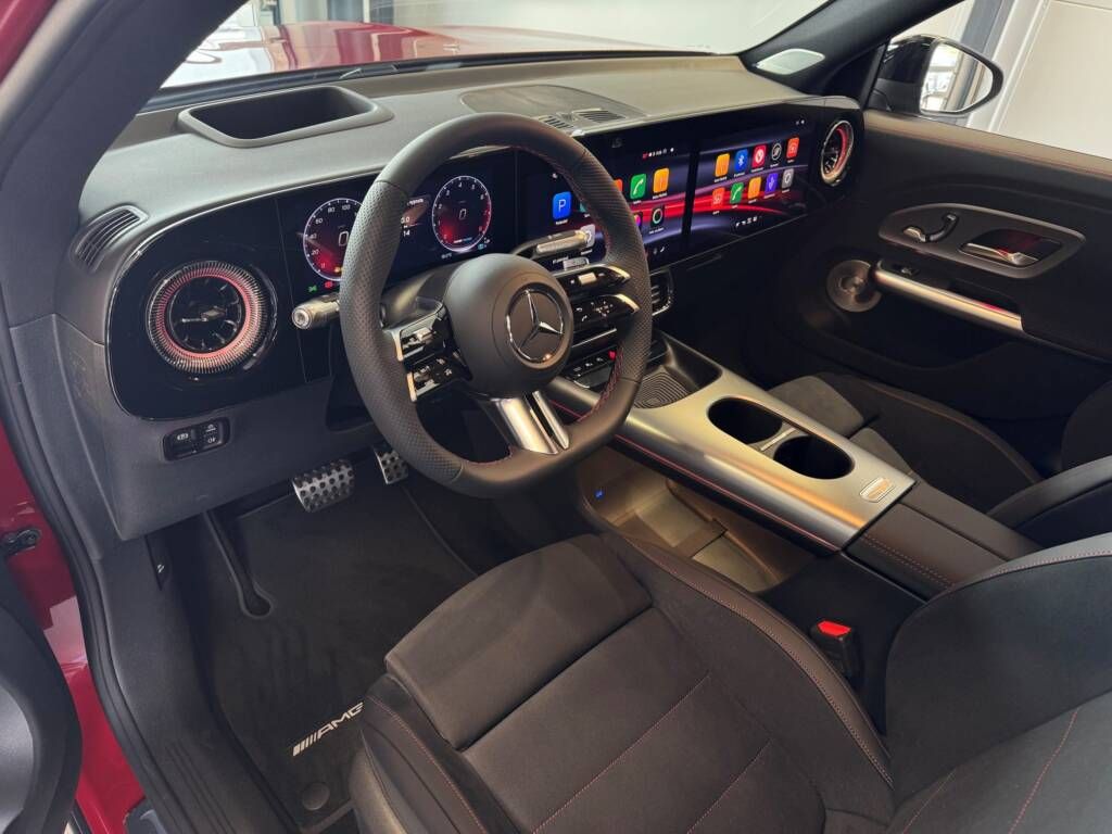 Mercedes-Benz GLB, 200 4MATIC - fotka 2