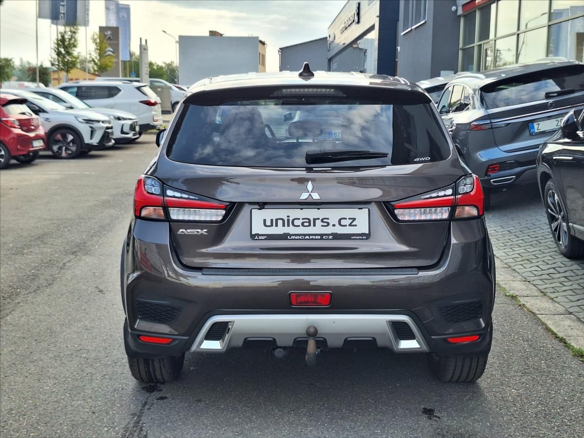 Mitsubishi ASX, 2,0 MIVEC  4WD CVT Intense DPH - fotka 5
