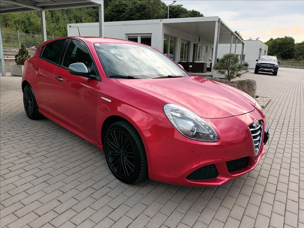 Alfa Romeo Giulietta, 1,6 1.6 JTD,77KW,SPRINT,TAŽNÉ, - fotka 3