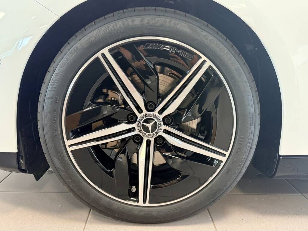 Mercedes-Benz CLA, 180 Shooting Brake - fotka 5