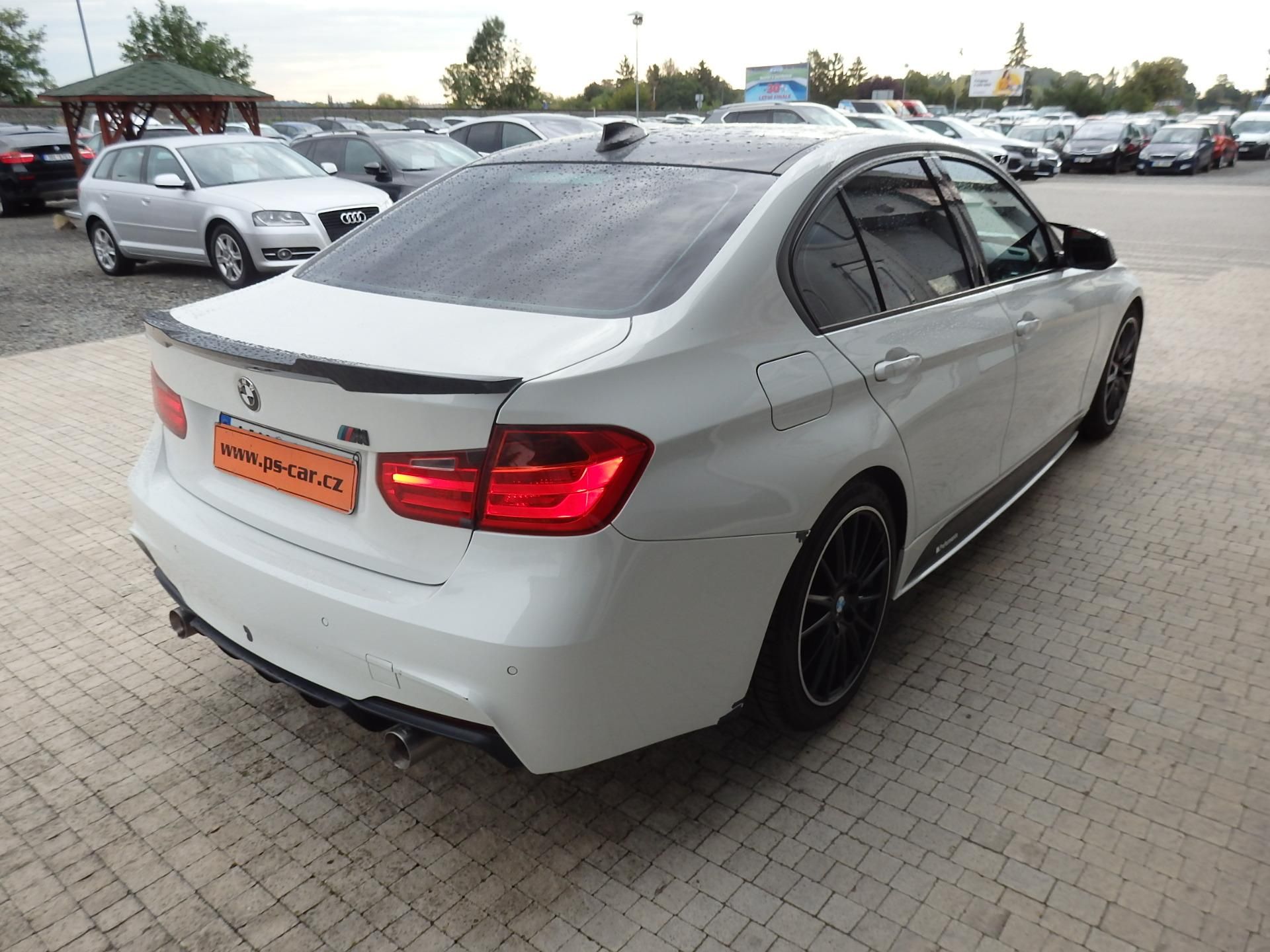 BMW Řada 3, 320D 135 kW XENONY, NAVI, DVD - fotka 4