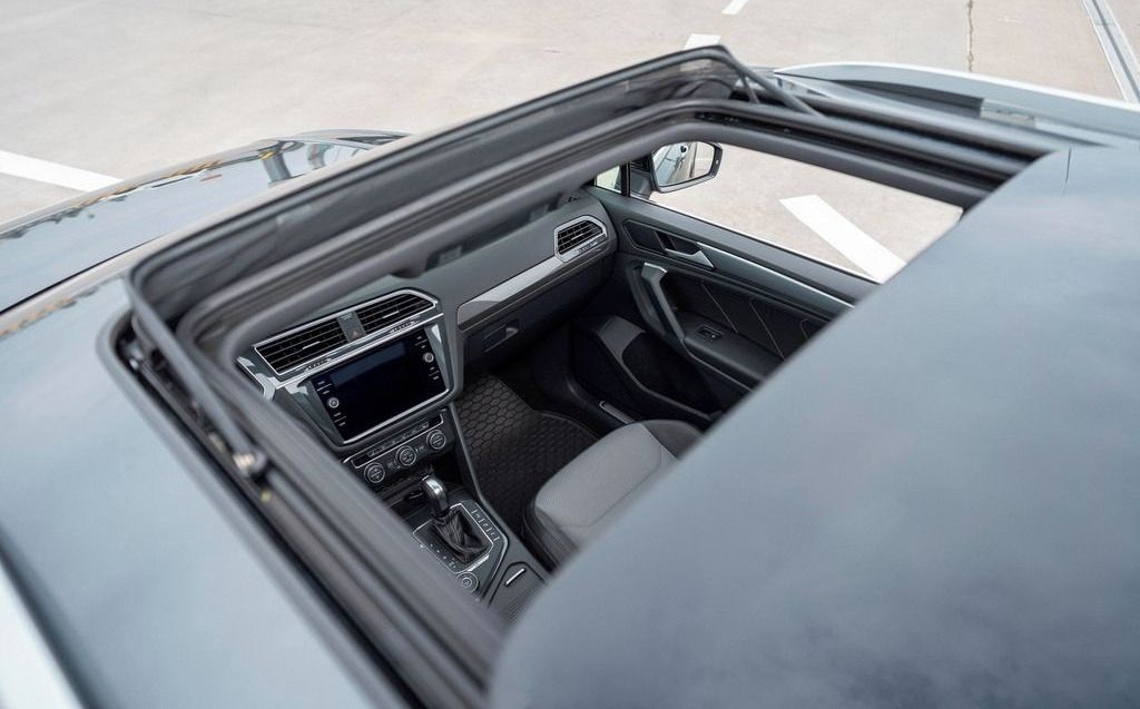 Volkswagen Tiguan, R-Line, 140kw, 4x4 DSG - fotka 6