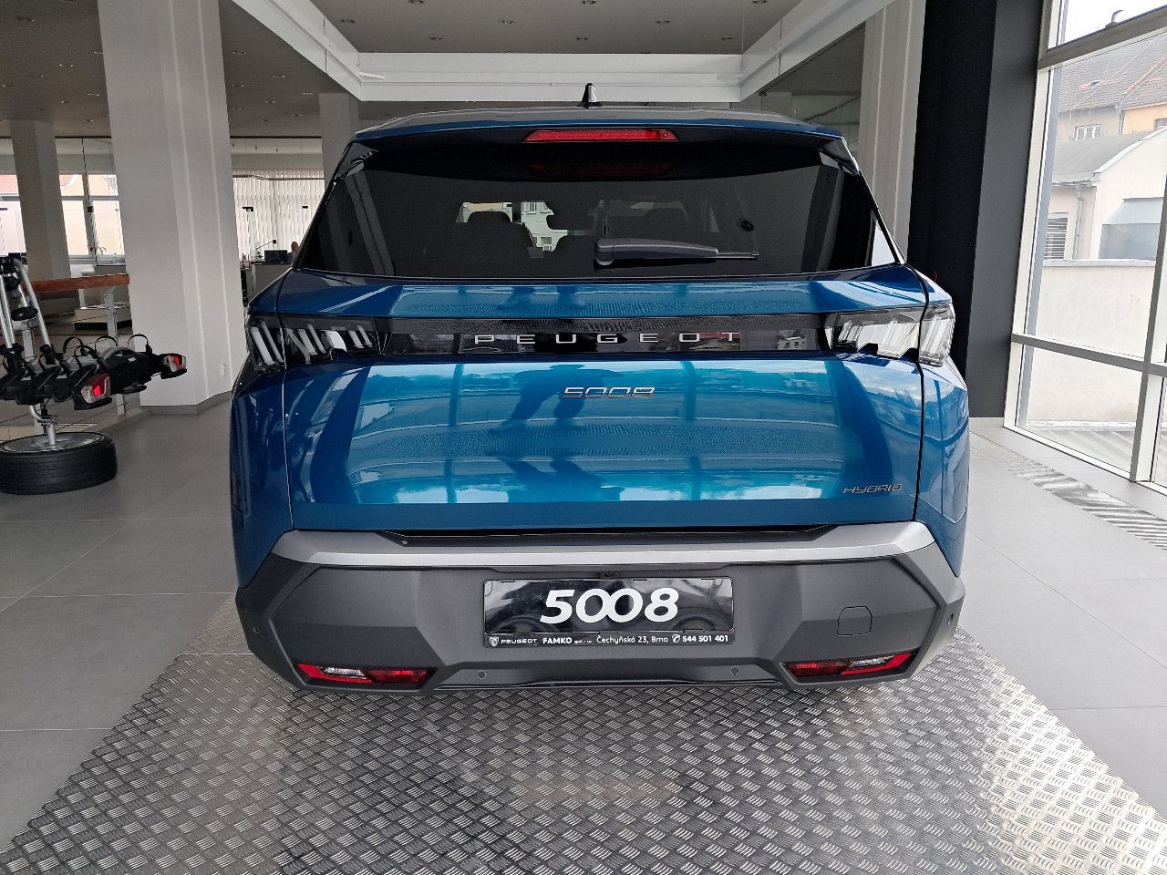 Peugeot 5008, ALLURE Hybrid 145 e-DCS6 - 7 m - fotka 5