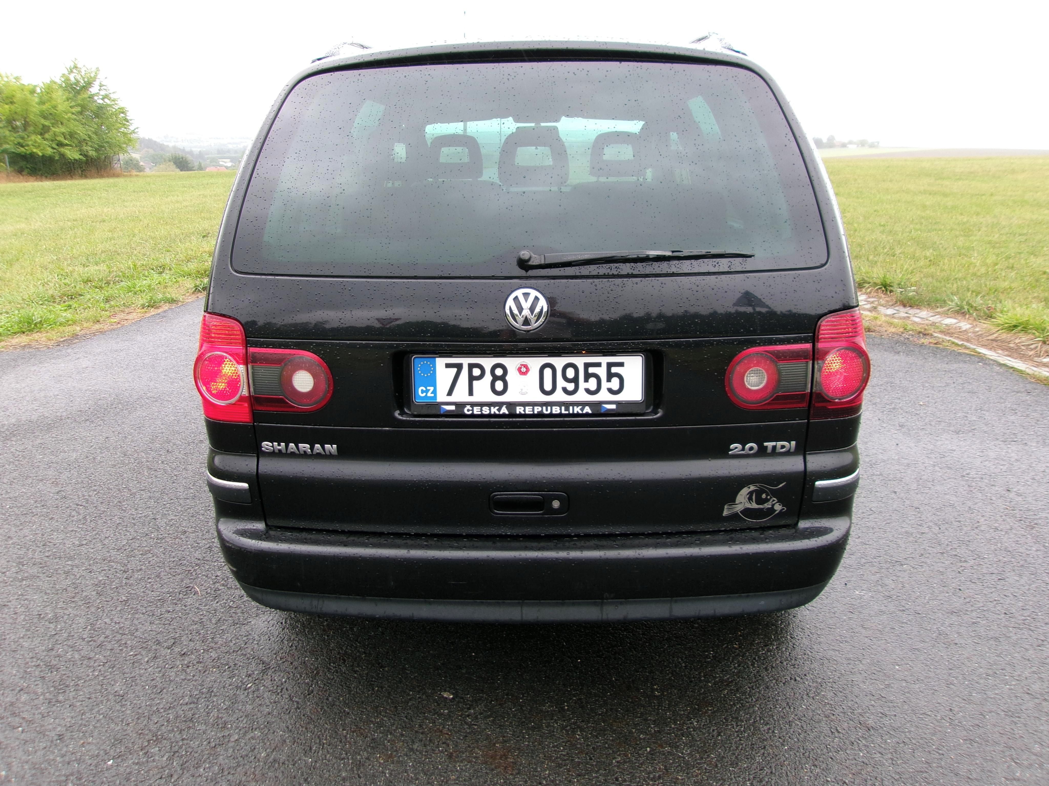 Volkswagen Sharan, 2,0TDI 103kw 7 místné - fotka 4