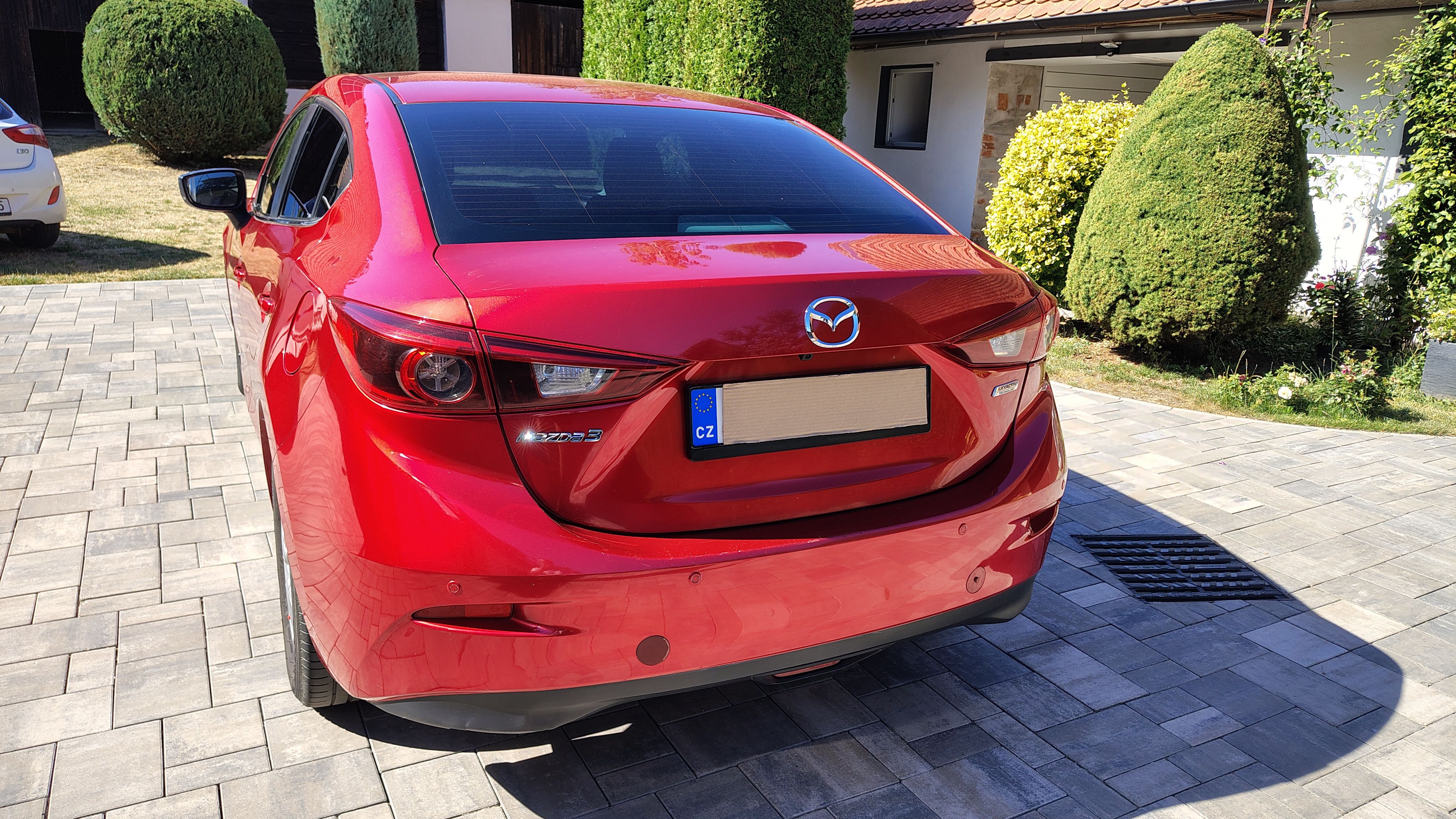 Mazda 3, 2.0 skyactiv - fotka 2