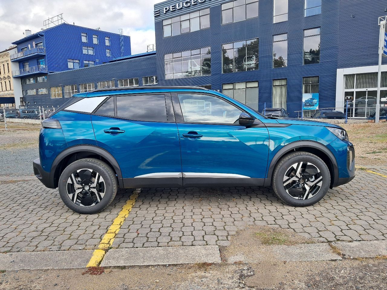 Peugeot 2008, Allure Turbo 100 MAN6 - fotka 4