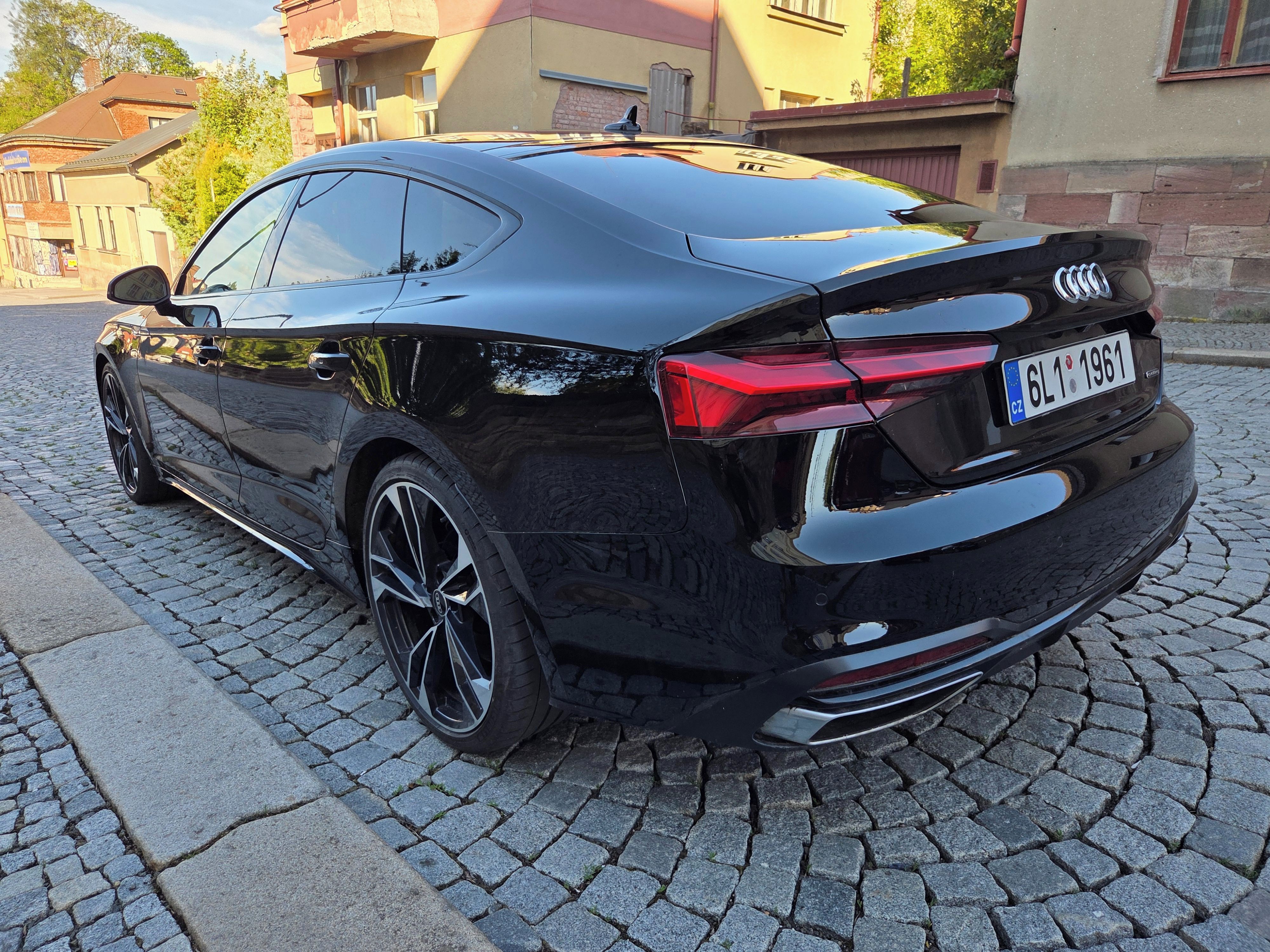 Audi A5, 1. majitel, DPH, 75.000km - fotka 5