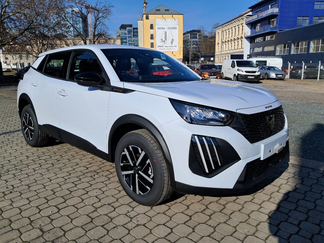Peugeot 2008, STYLE PureTech 100 S&S MAN6 - fotka 3
