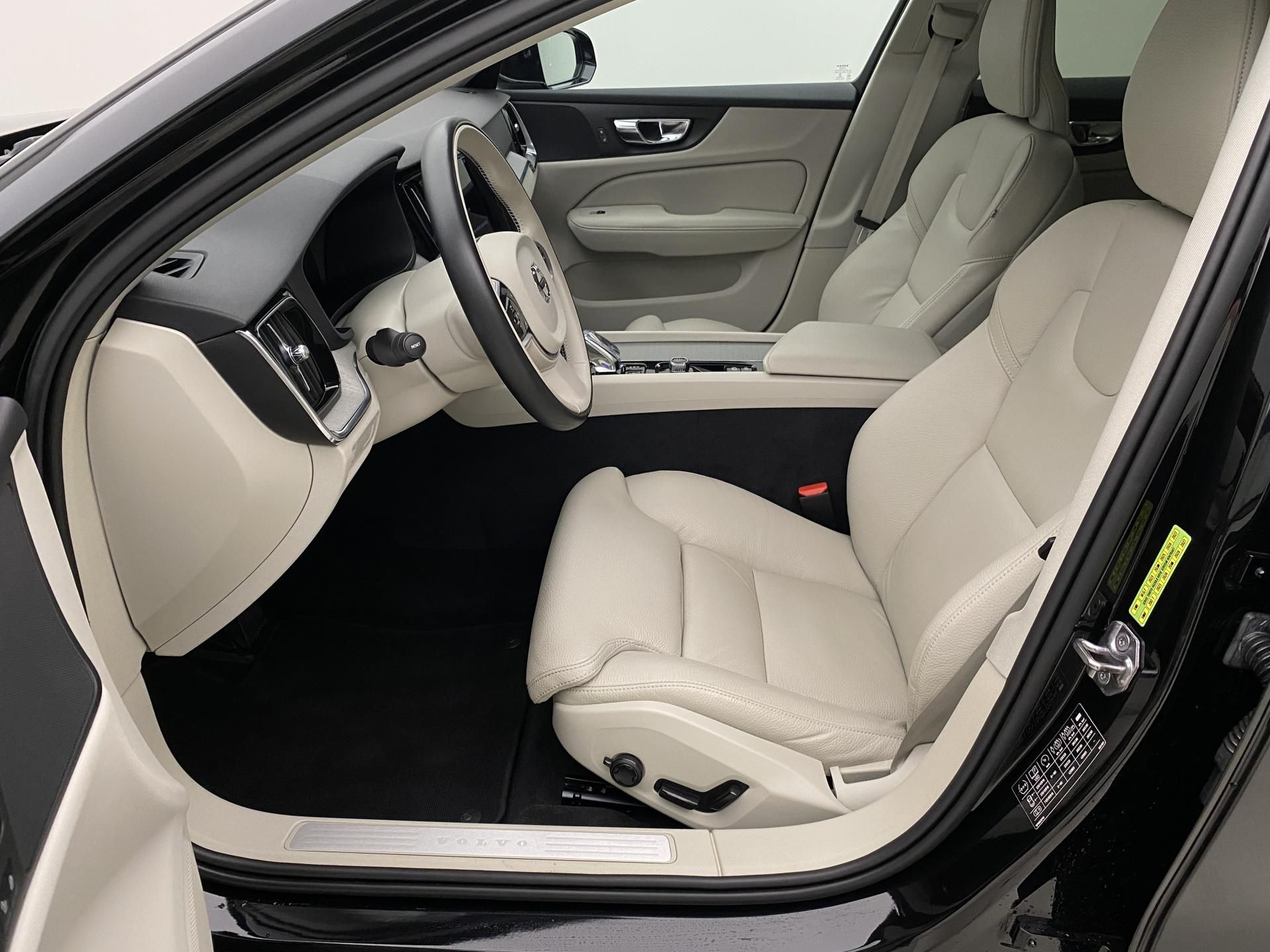 Volvo V60, B5 INSCRIPTION AUT CZ - fotka 3
