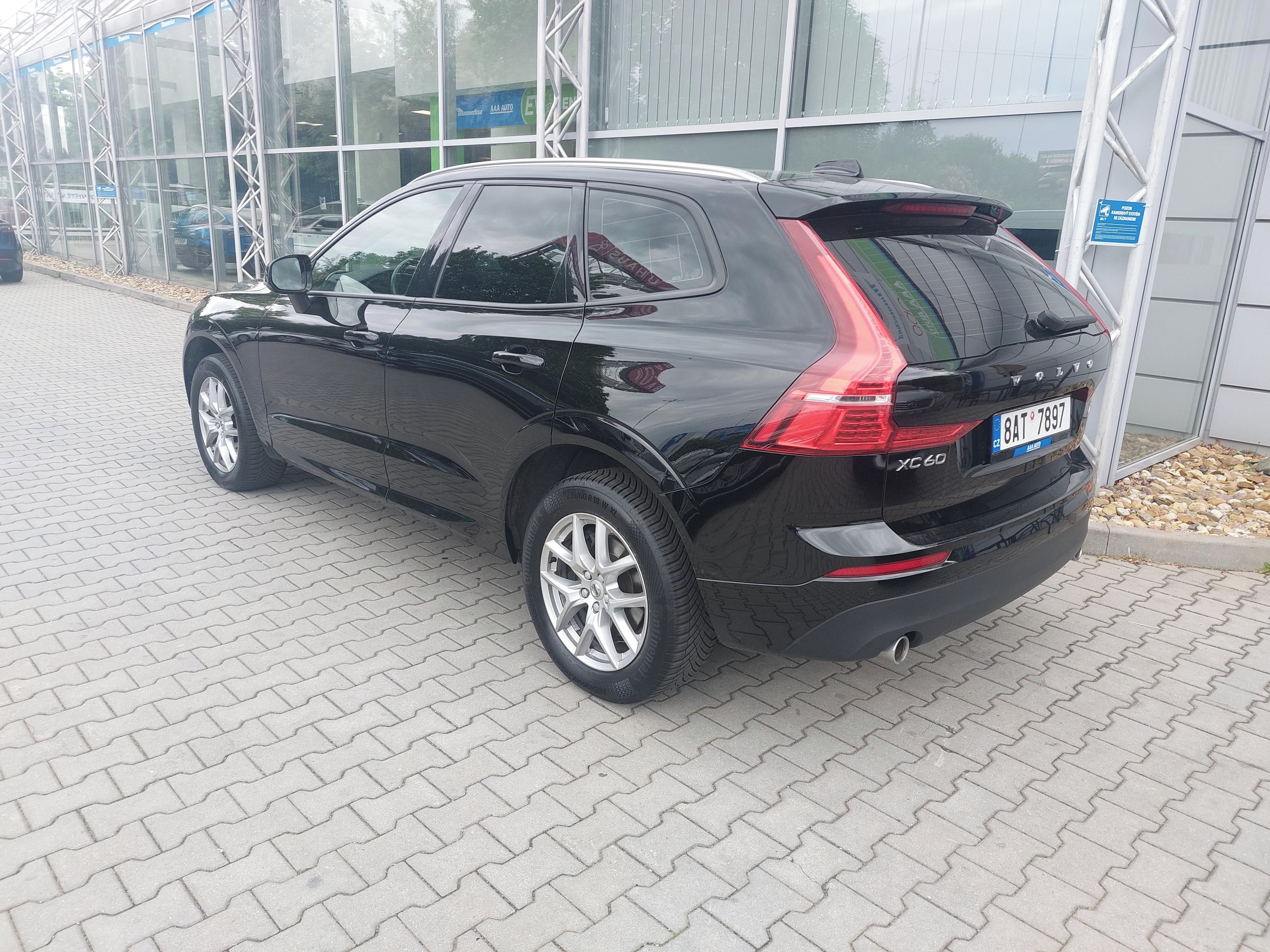 Volvo XC60 - fotka 3