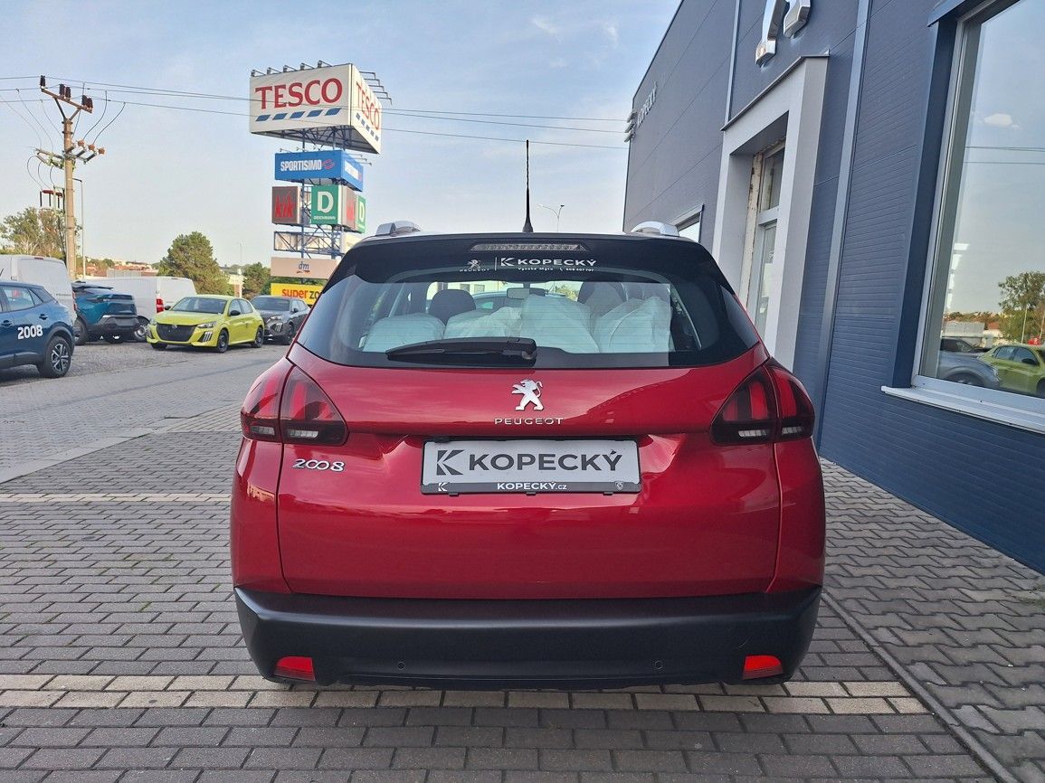 Peugeot 2008, 1,2PT 110k M6 - fotka 4