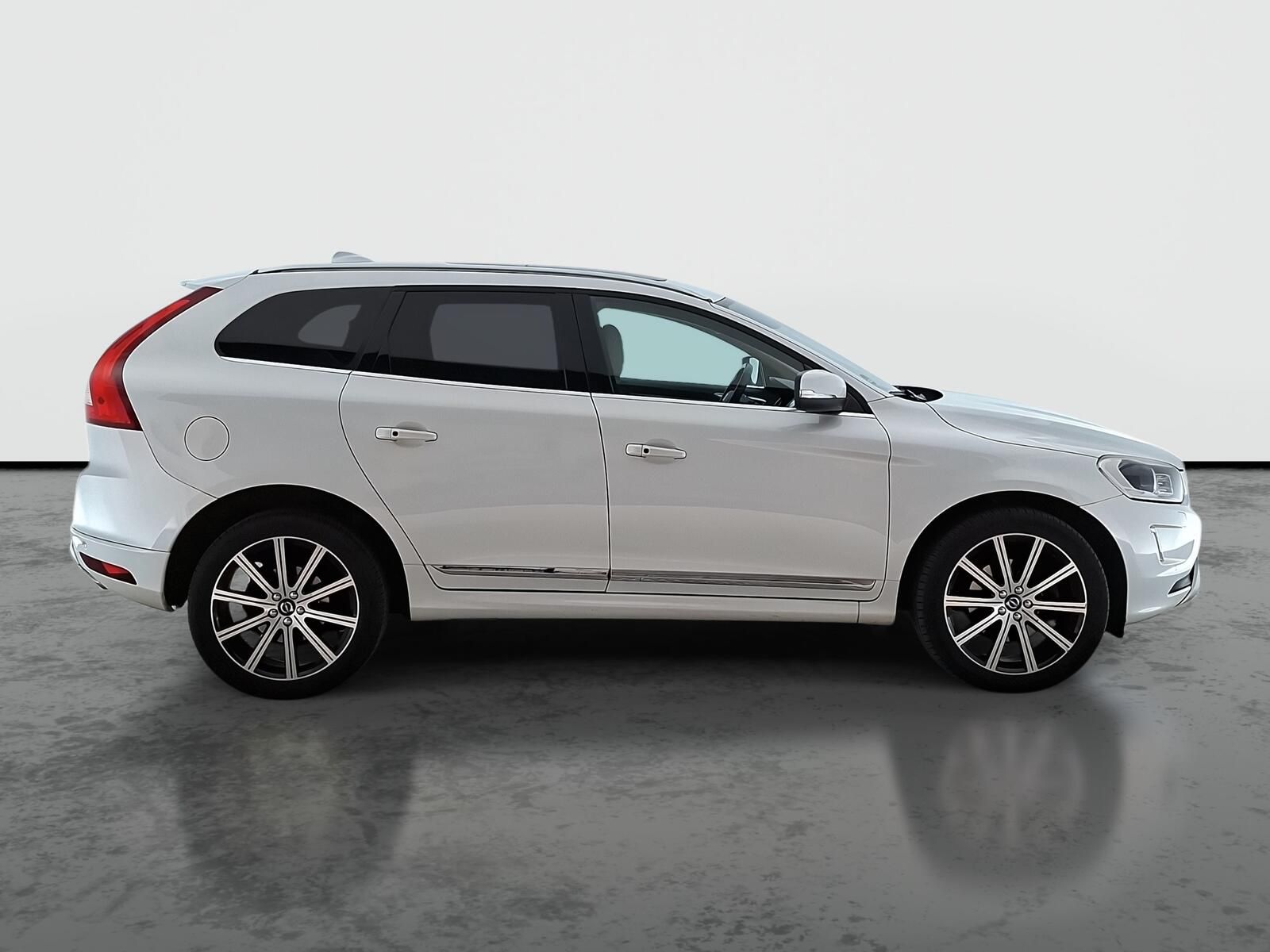 Volvo XC60, D3, Kůže, Navi - fotka 6