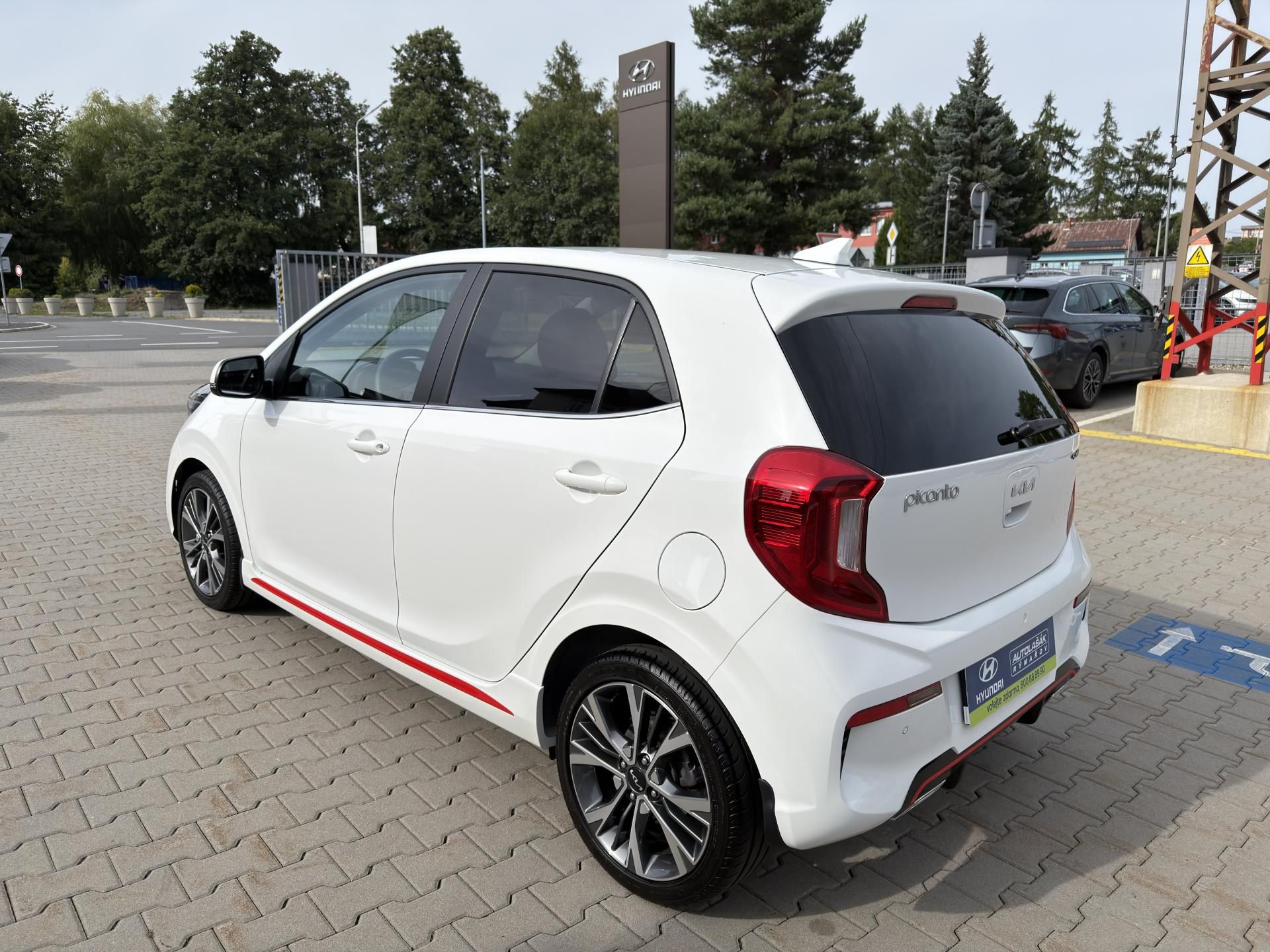 Kia Picanto, 1.2-62kW,AUTOMAT,18TKM,GT-LINE - fotka 5