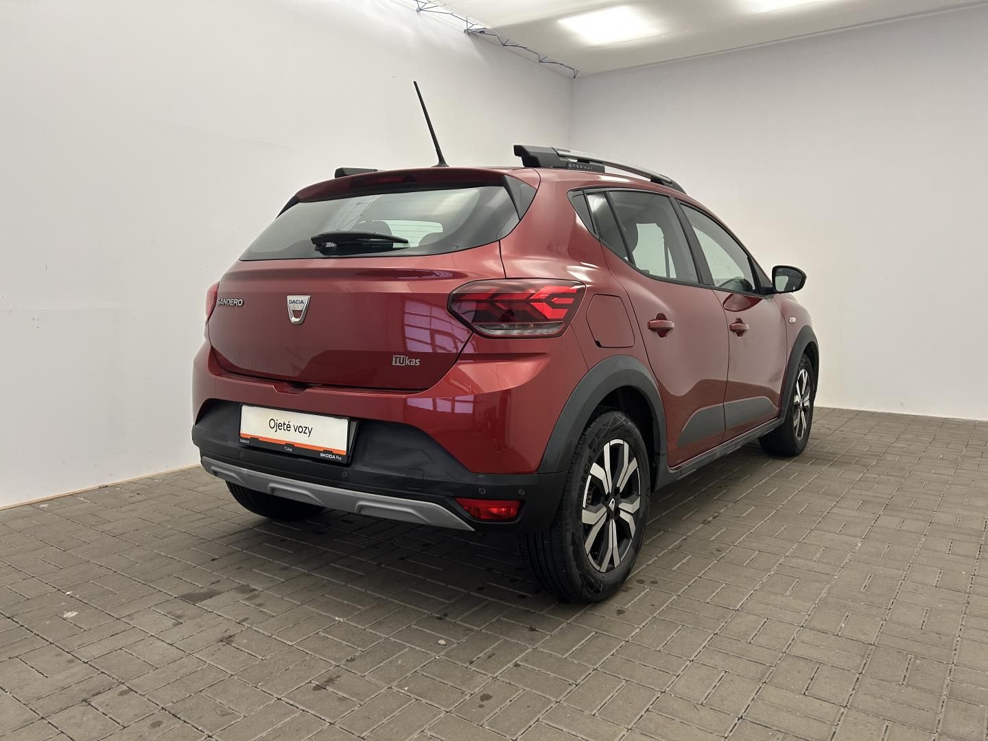 Dacia Sandero, 1.0TCe 67kW Stepway Comfort - fotka 2