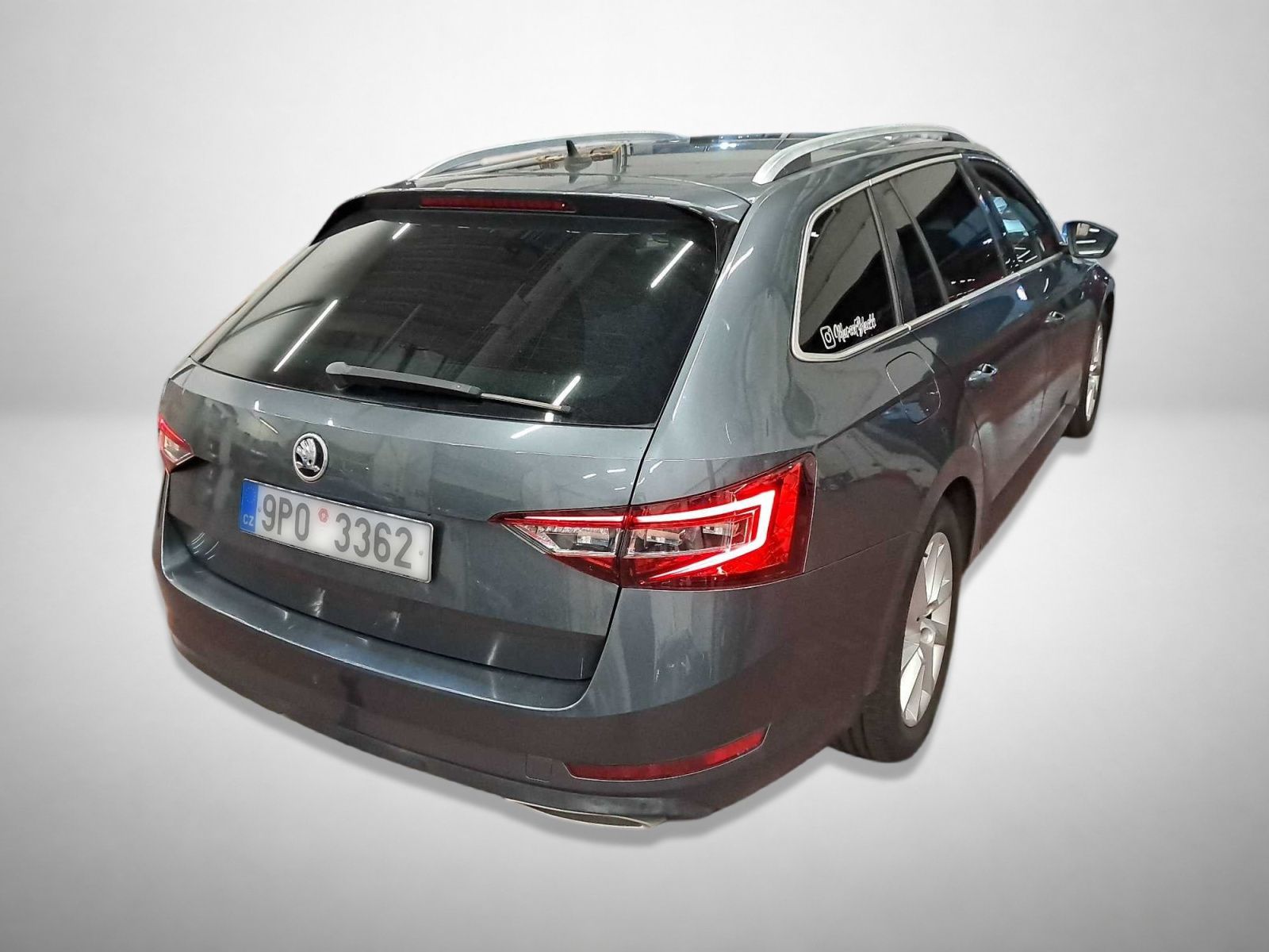 Škoda Superb, 1.6 TDI, Kůže, Navi - fotka 2