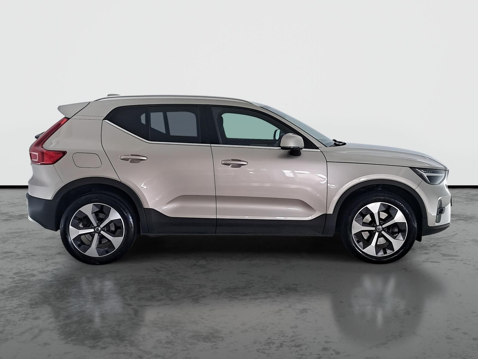 Volvo XC40, B3, Plus, Automat, ČR,1.maj - fotka 6