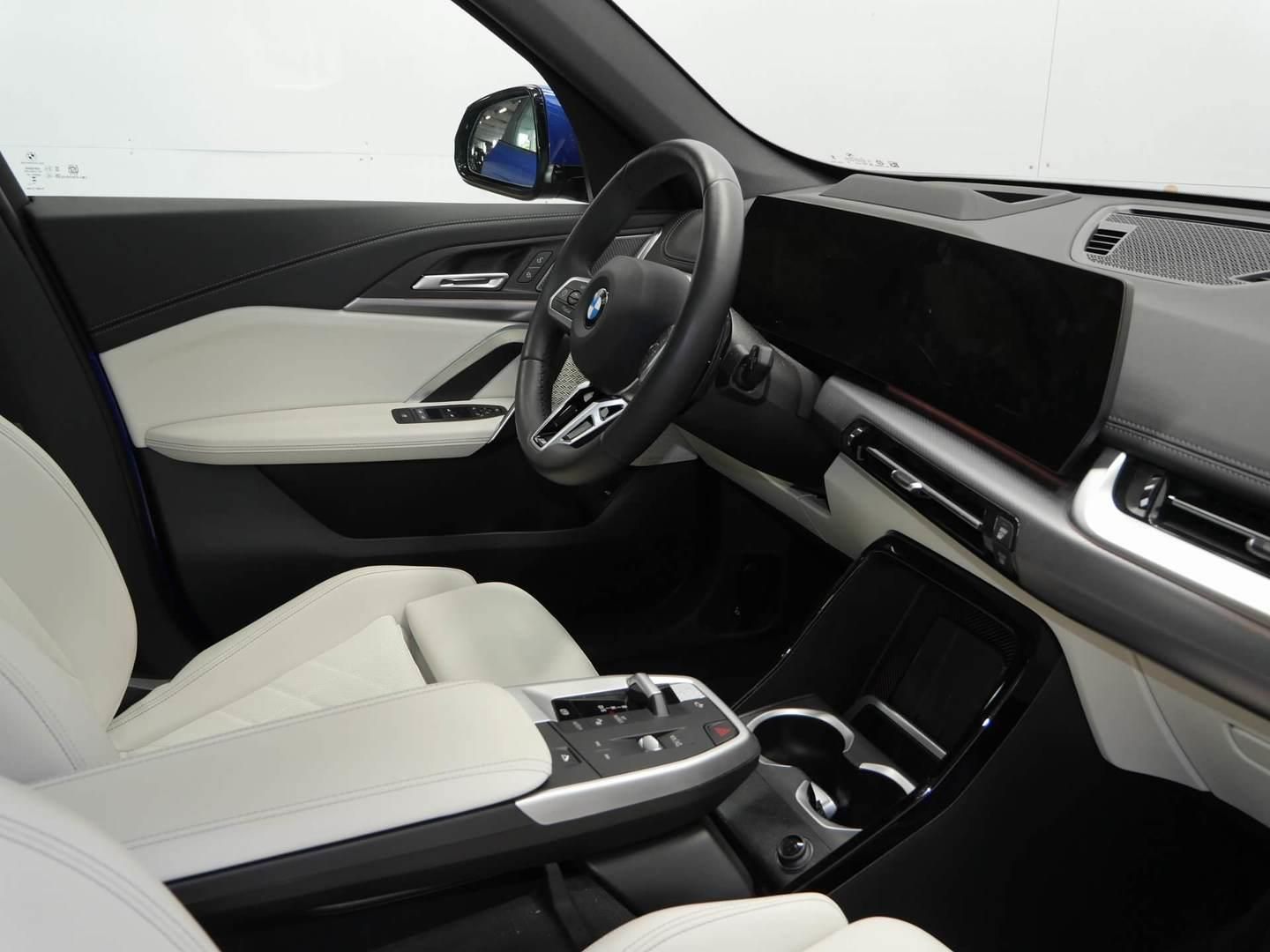 BMW X1, X1 23i xDrive M PRO - fotka 5
