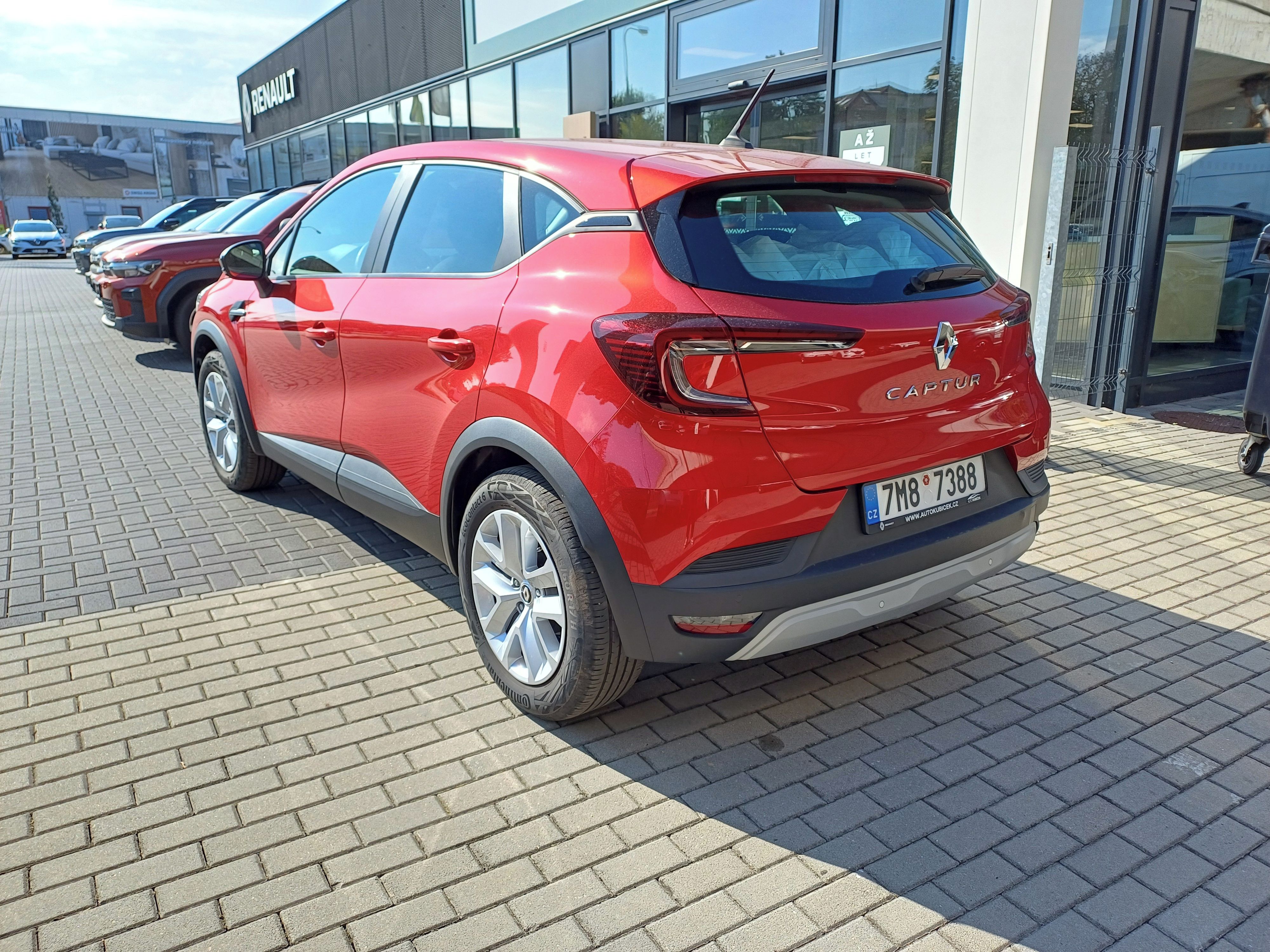 Renault Captur, equilibre TCe 90 - fotka 2