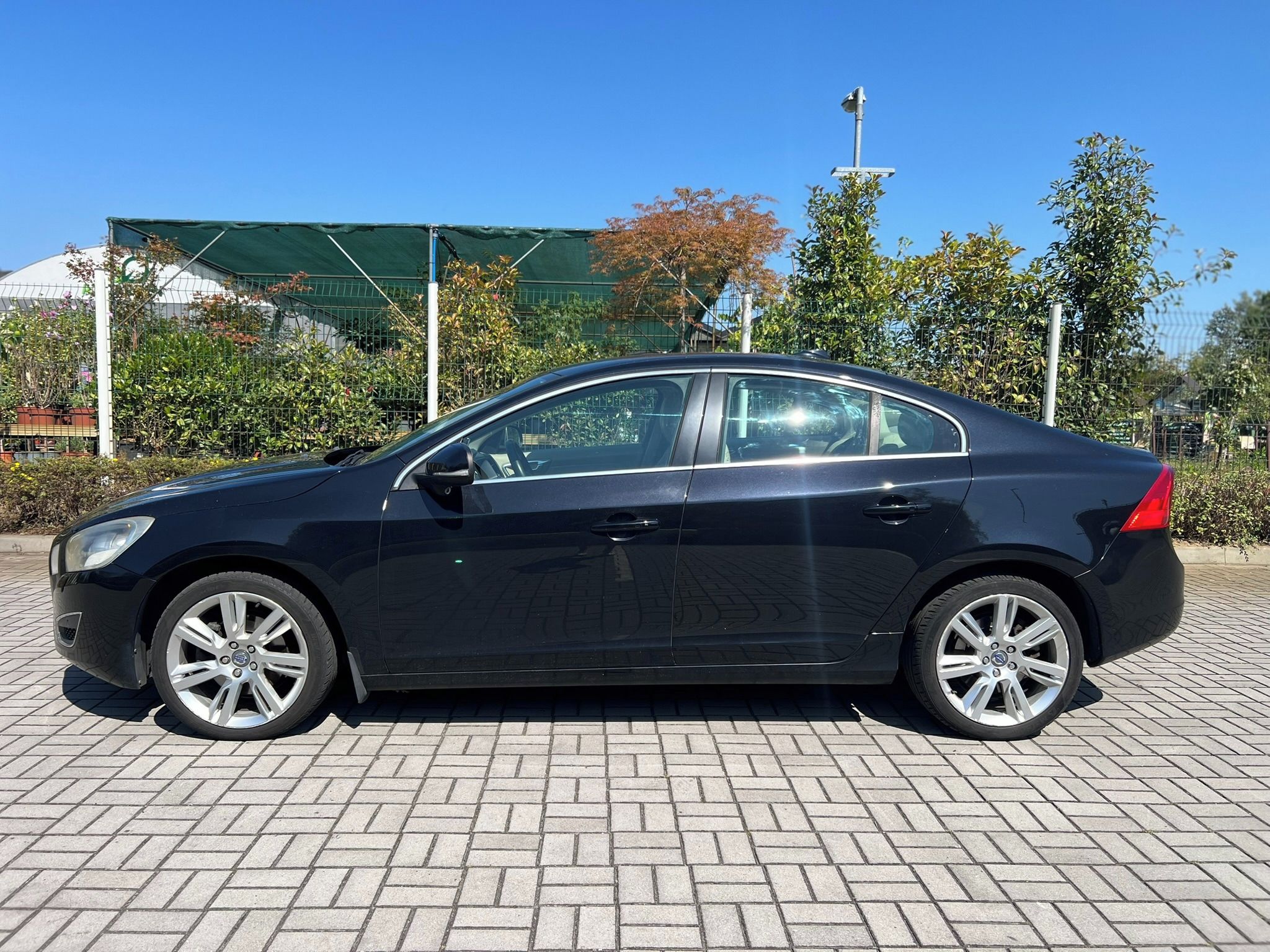 Volvo S60 - fotka 3
