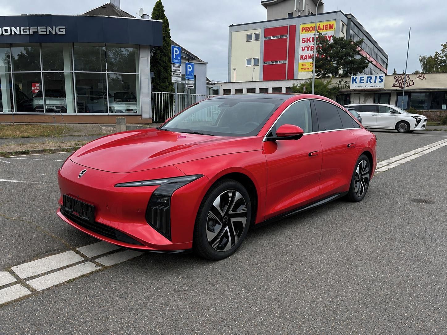 Forthing S7 REEV, Exclusive