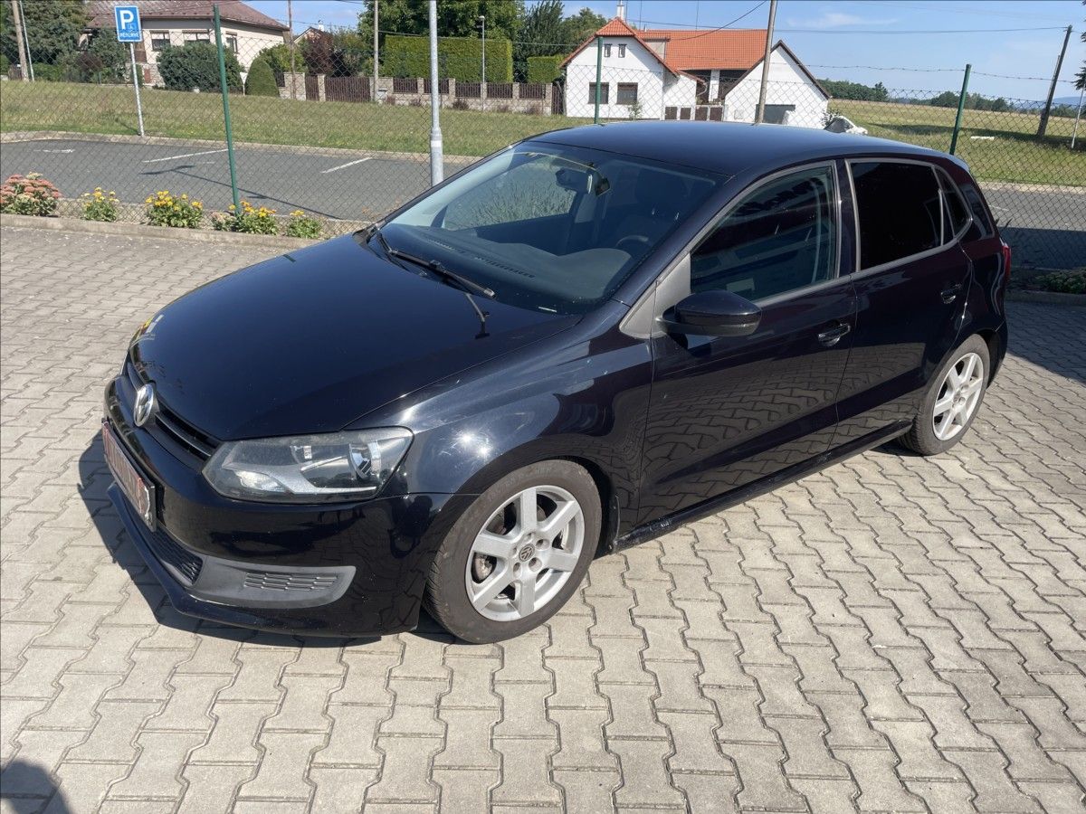Volkswagen Polo, 1,6 TDI DIGIKLIMA NOVÁ STK PĚK - fotka 4