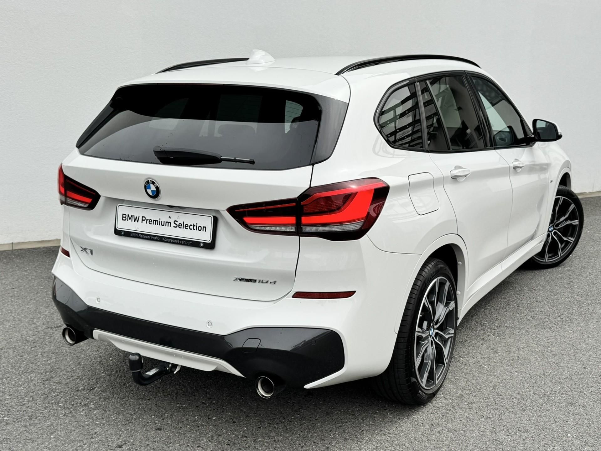 BMW X1, X1 xDrive18d Mpaket - fotka 2