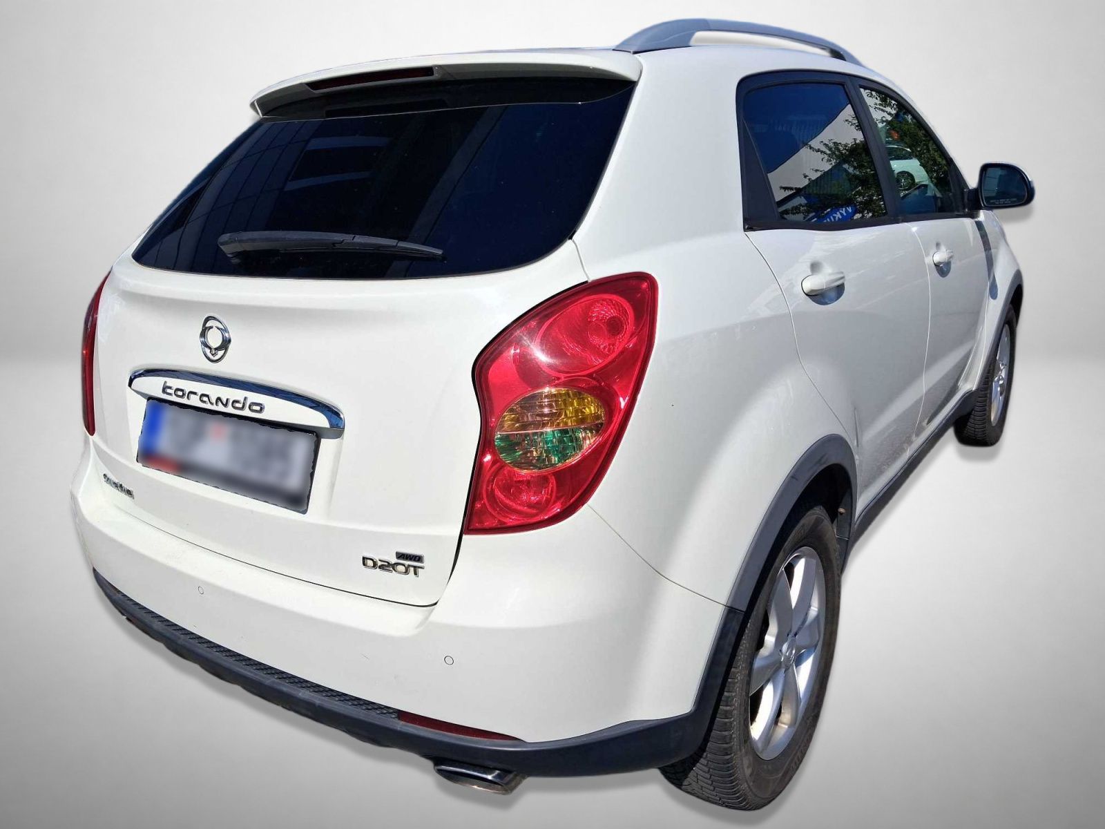 SsangYong Korando, 2.0 e-XDi, 4X4 - fotka 2