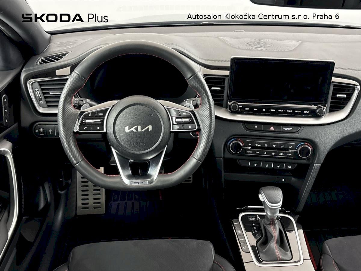 Kia ProCeed, 1,6T-GDI150 kW GT 7DCT - fotka 5