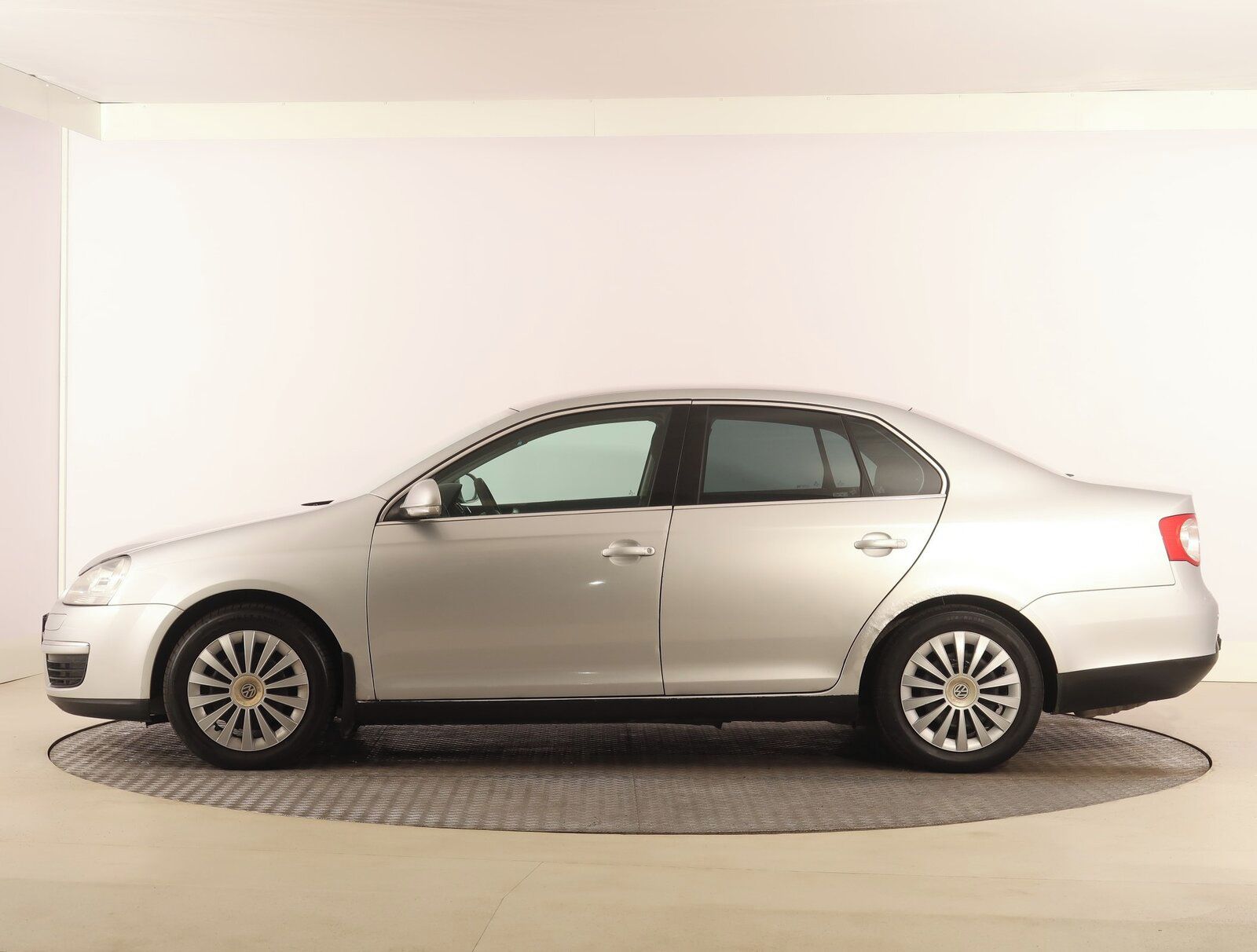 Volkswagen Jetta, 2.0 TDI, Serv.kniha, Klima - fotka 3