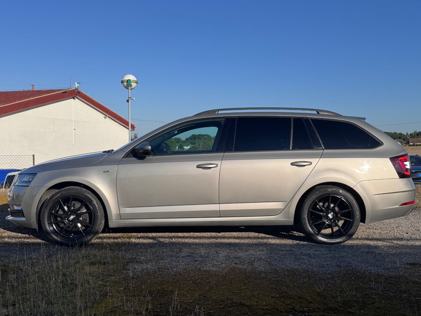 Škoda Octavia, 2.0 TDI DSG Drive LED WEBASTO - fotka 4