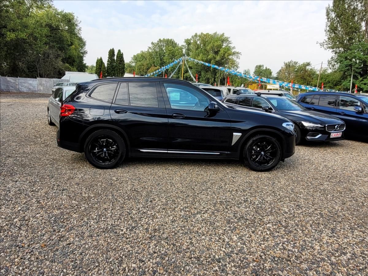 BMW iX3, 80kWH,210kw,navi,kůže,led,SOH - fotka 4