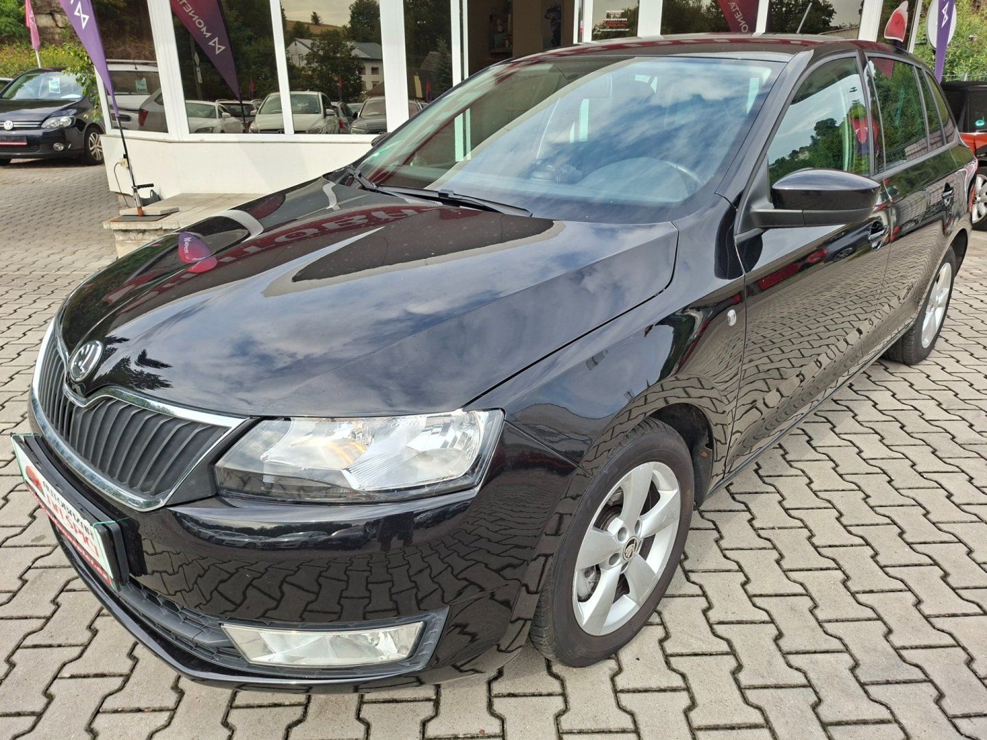 Škoda Rapid, SPBK 1.2TSI 77kW -VÝBAVA! - fotka 4