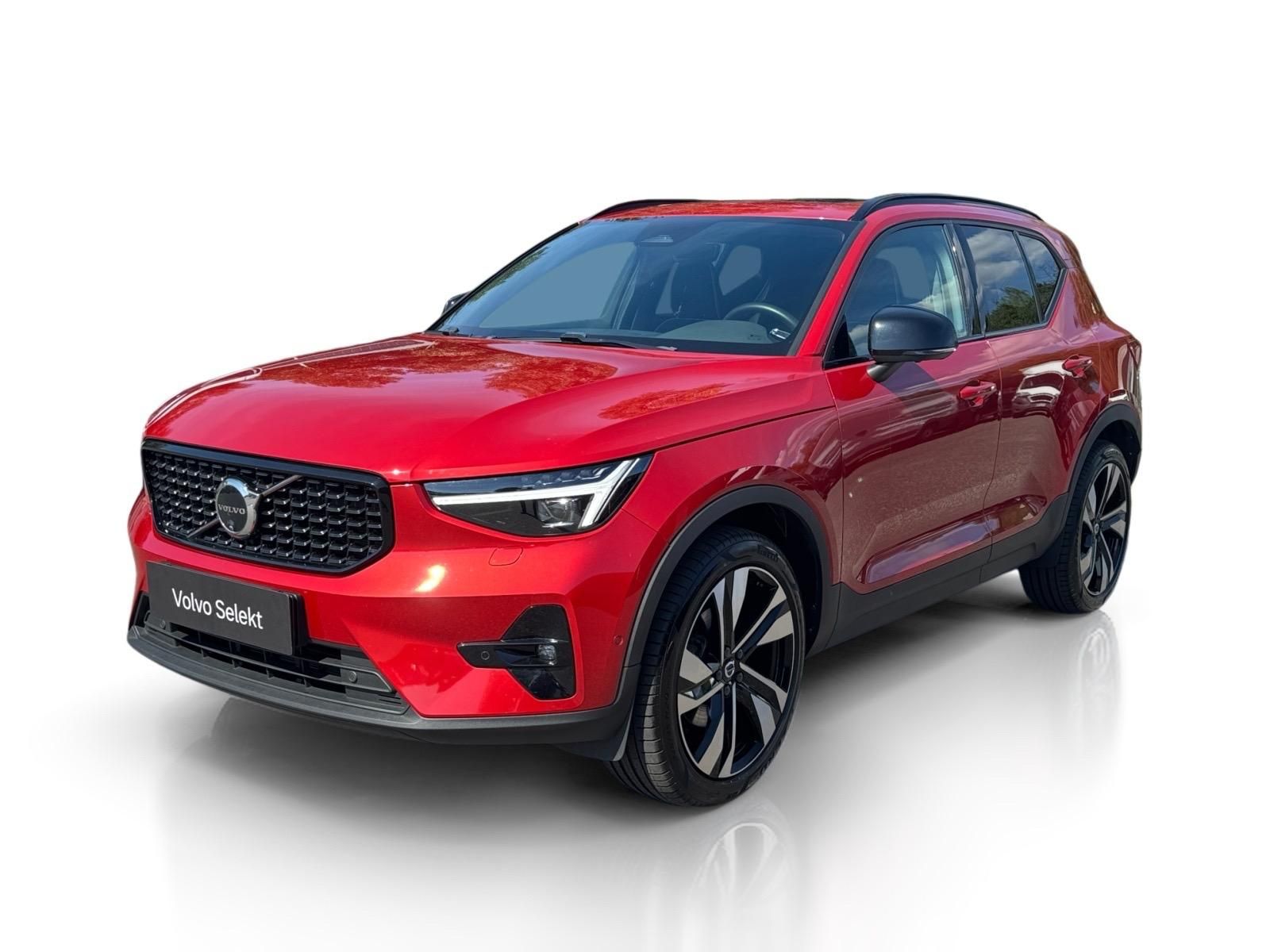 Volvo XC40, B4 FWD ULTRA DARK // 1. maj.