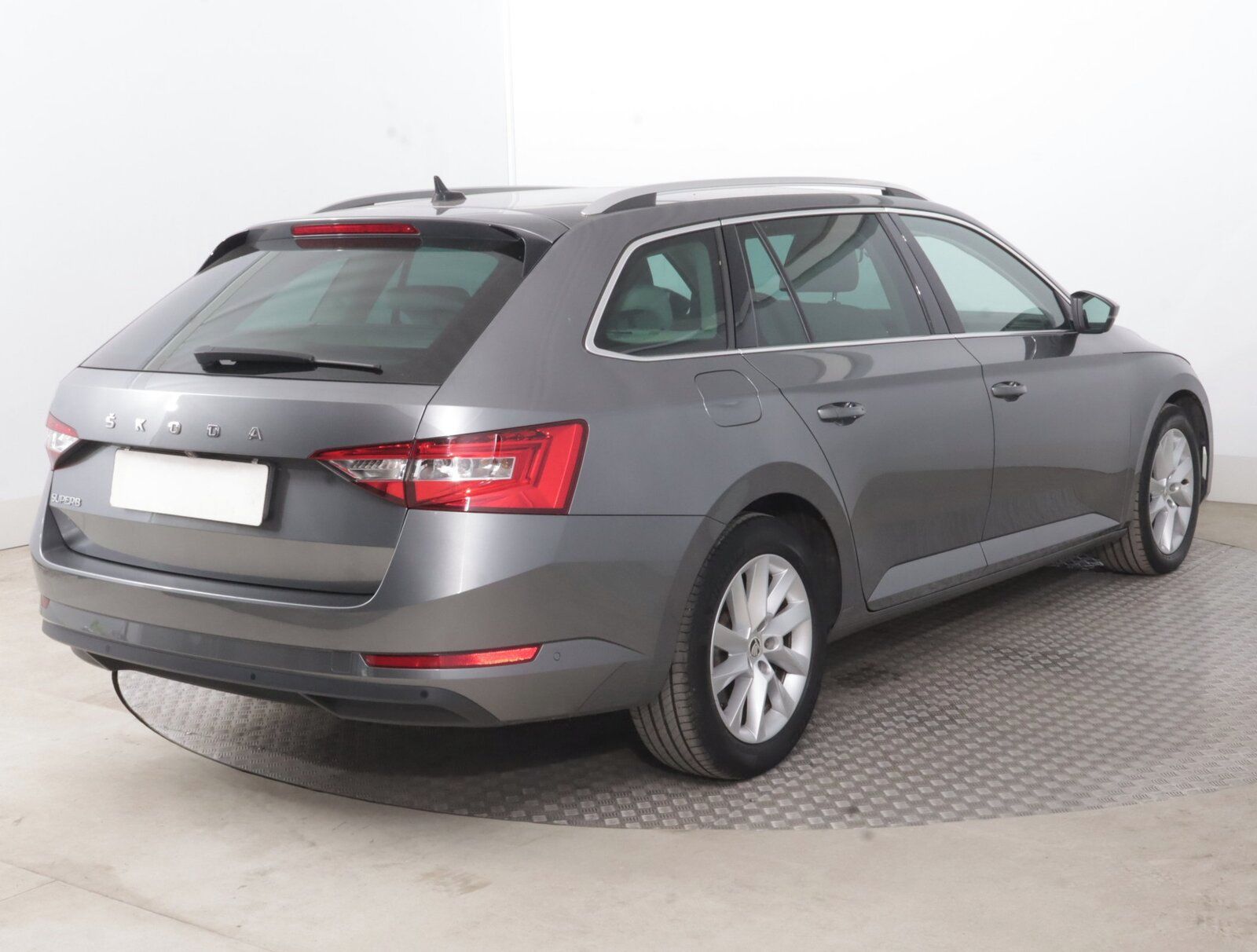 Škoda Superb, 2.0 TDI, Style, Automat - fotka 5