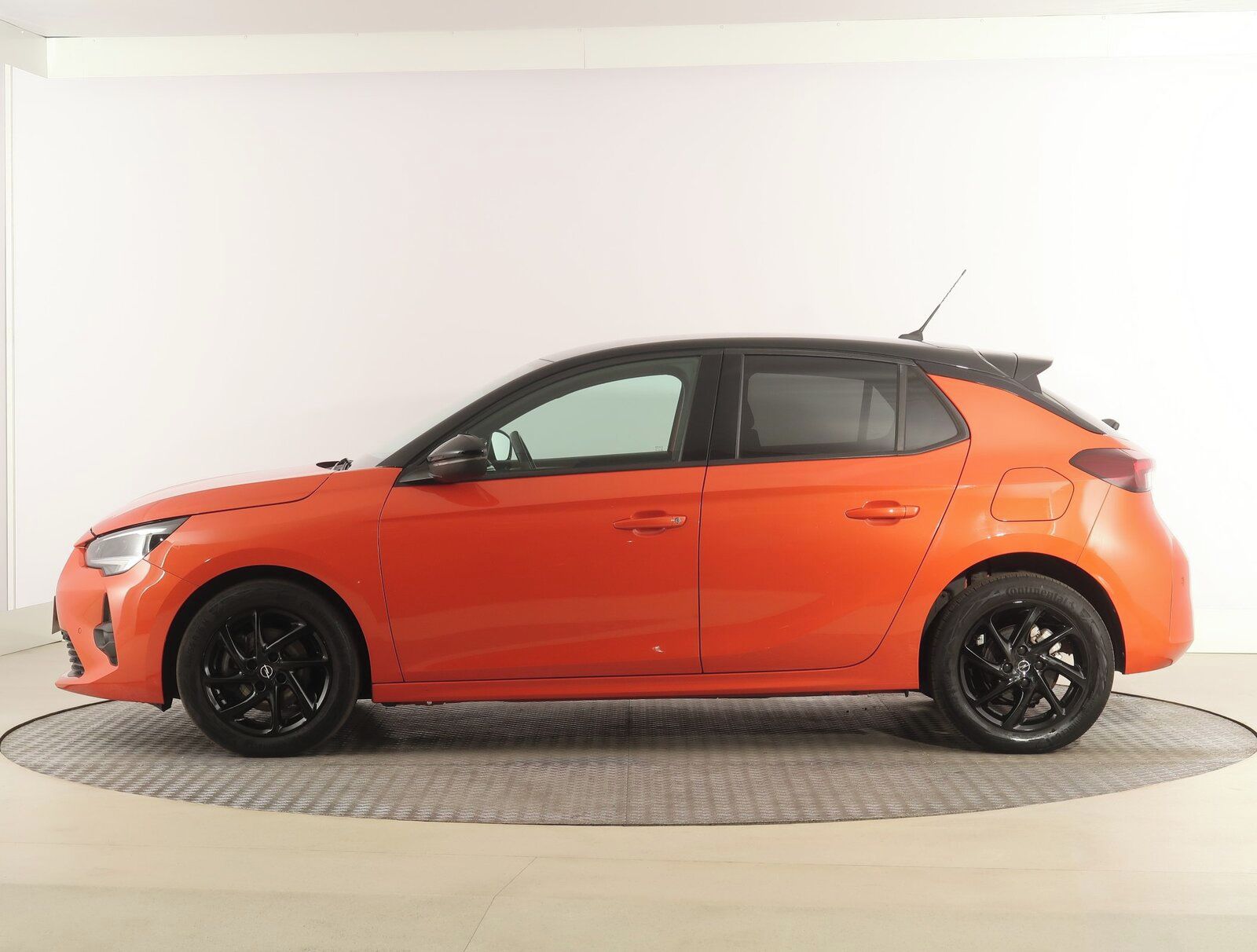 Opel Corsa, 1.2 Turbo, GS Line, Serv.kniha - fotka 3