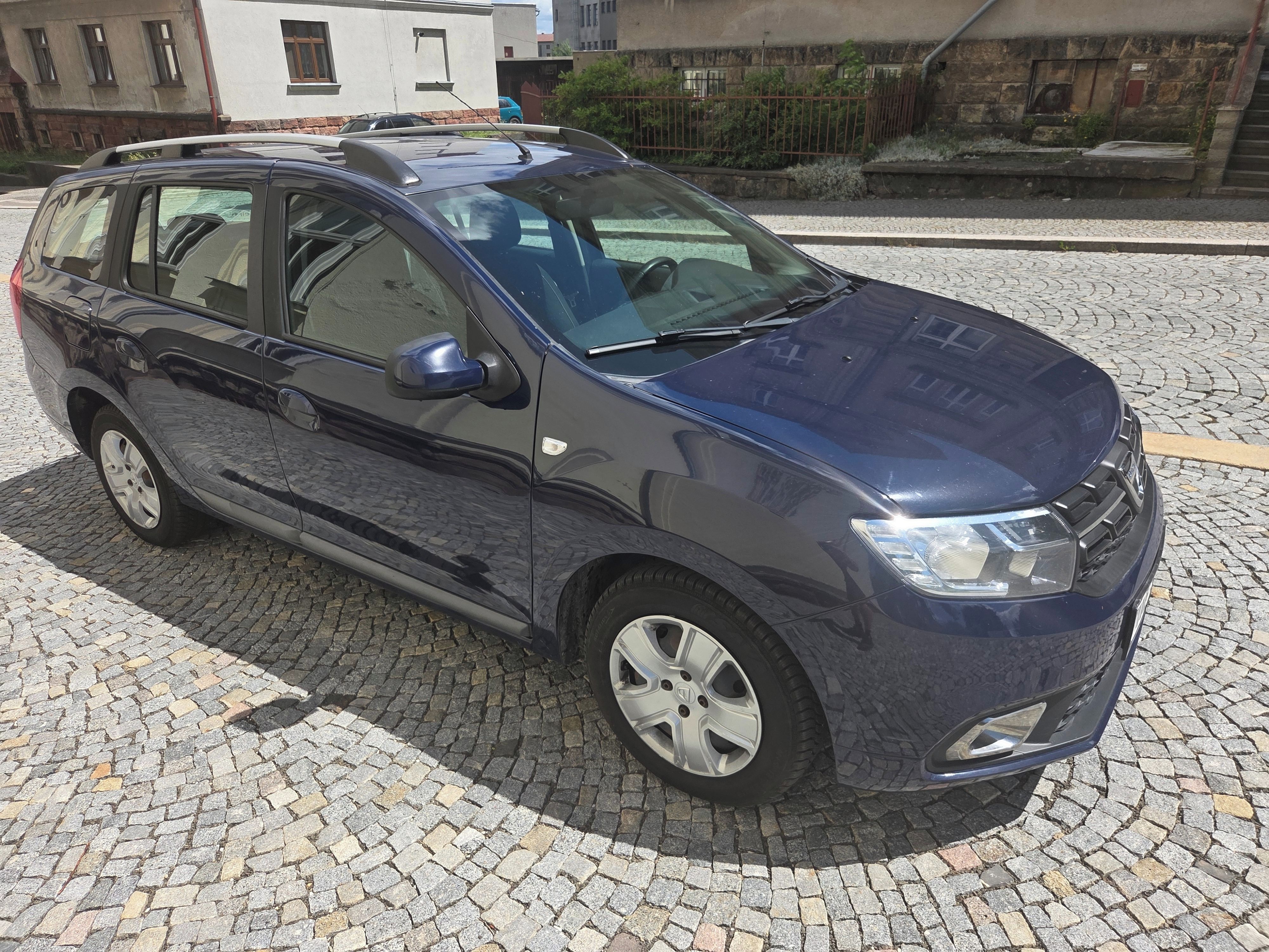 Dacia Logan, Diody, Spotreba 5L, Klima - fotka 2
