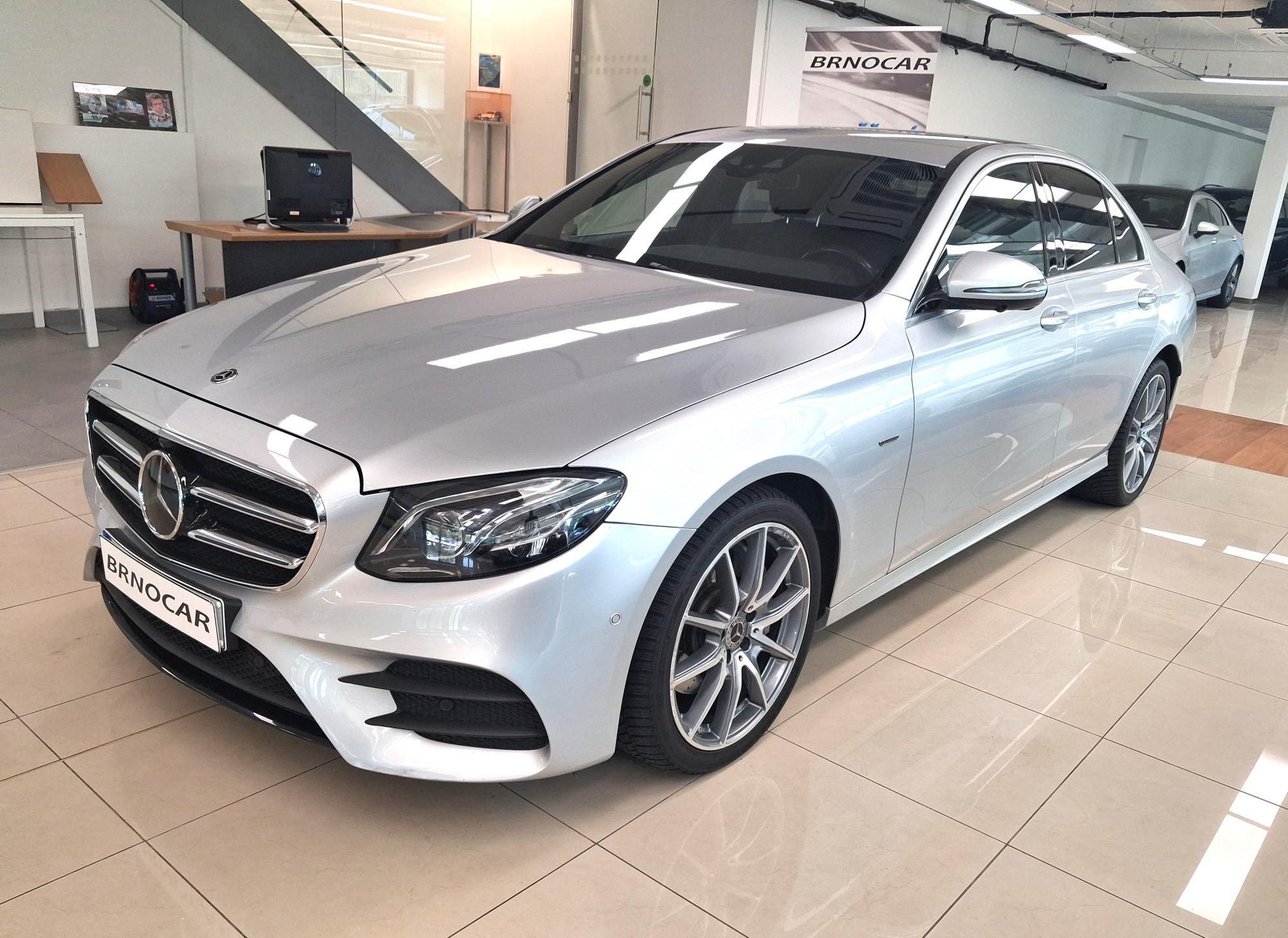Mercedes-Benz Třídy E, E 220d 4MATIC Sport Style, ČR - fotka 3