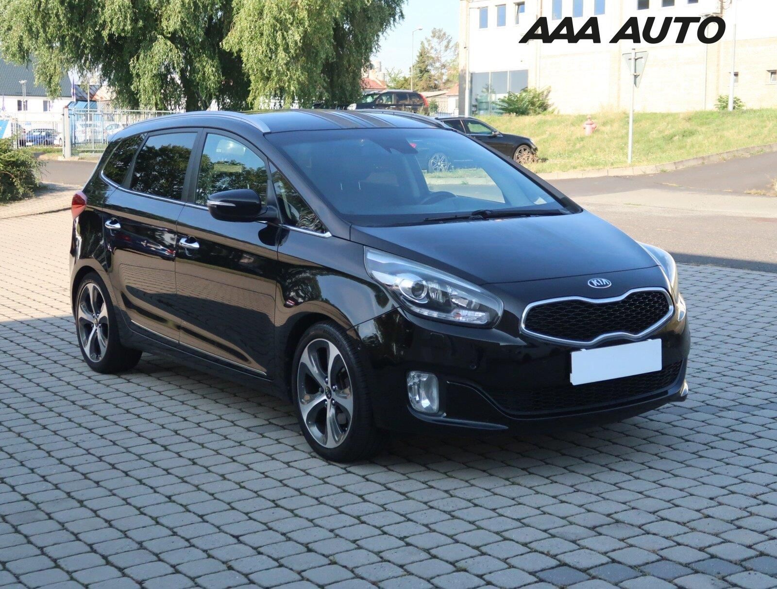 Kia Carens, 1.7 CRDi, 7 míst, Navi
