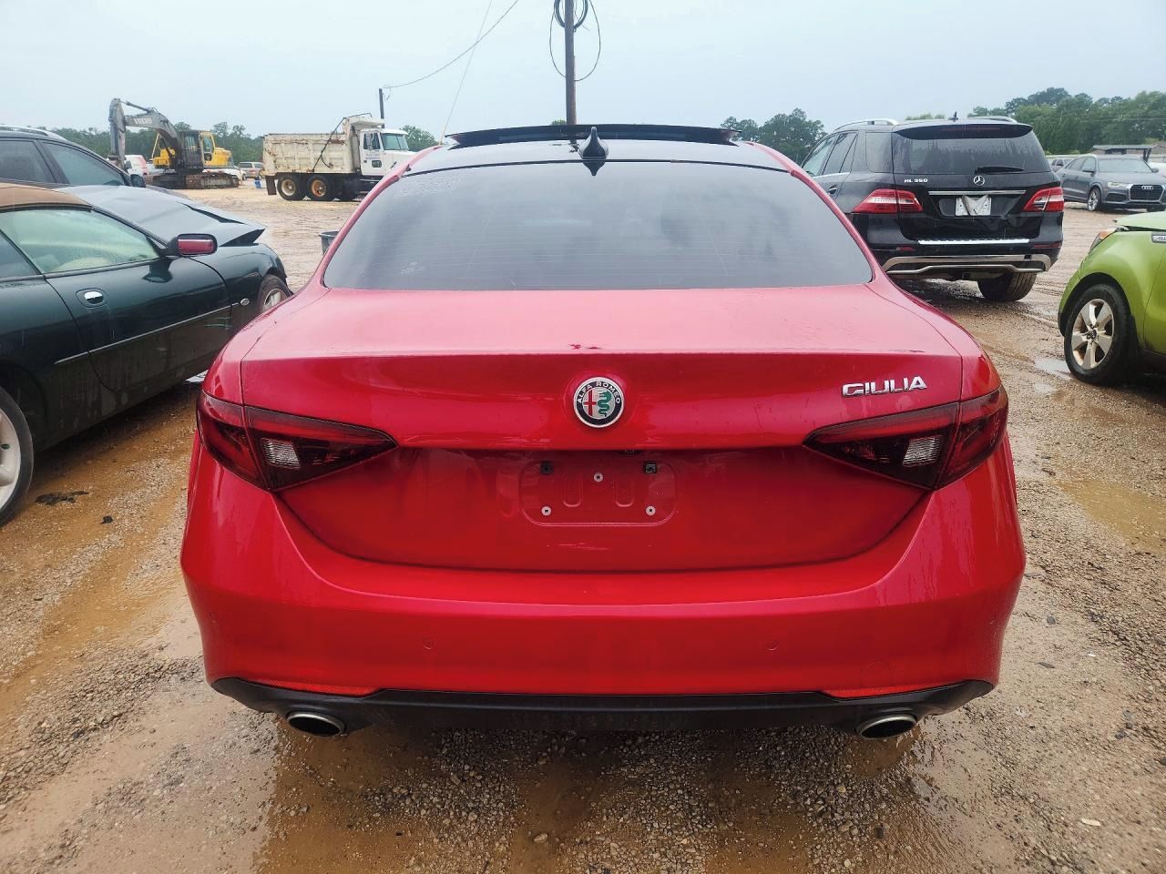 Alfa Romeo Giulia, Auto na cestě - fotka 6