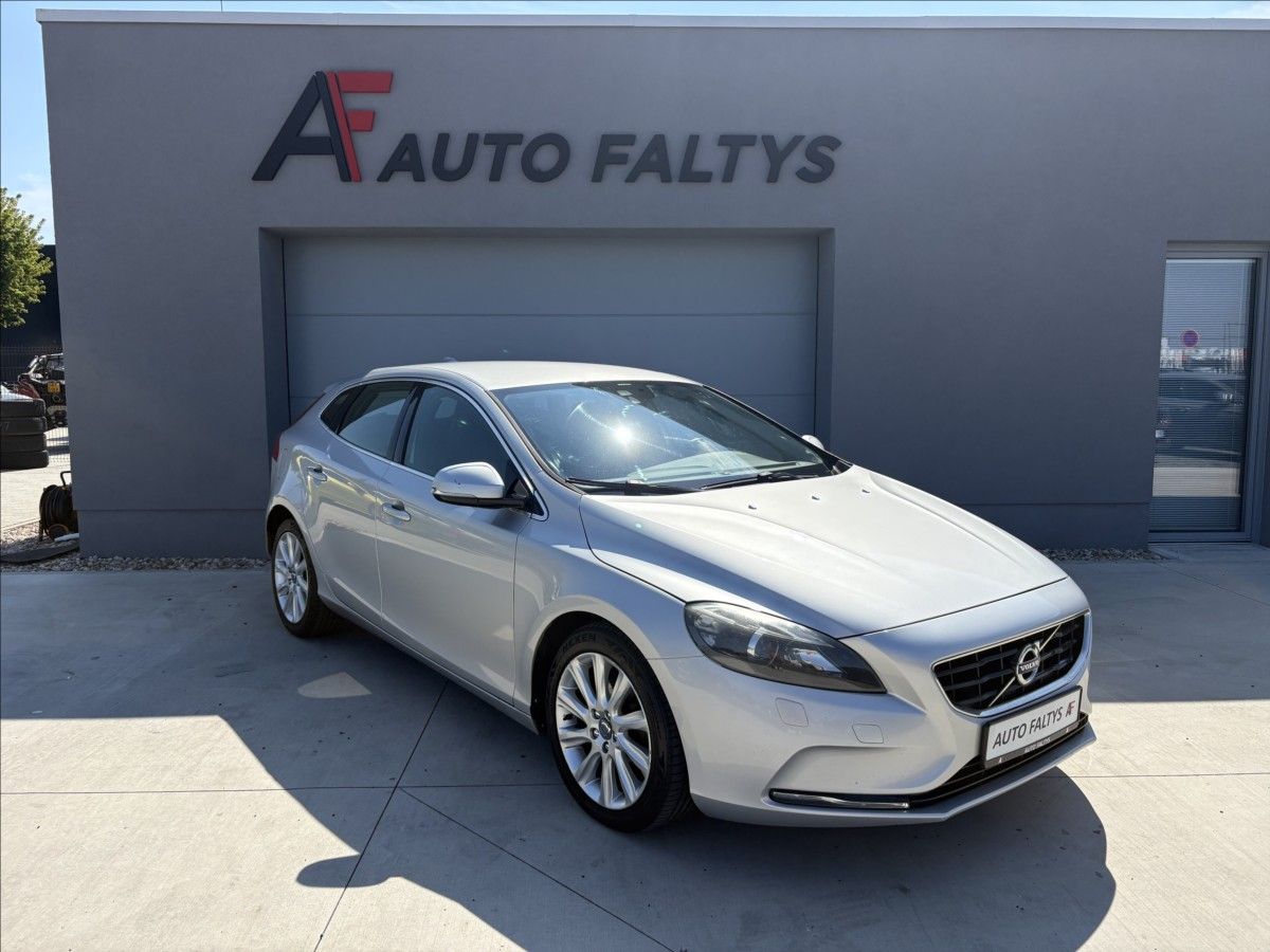 Volvo V40, 1,6 D 84 kw. Č.R.