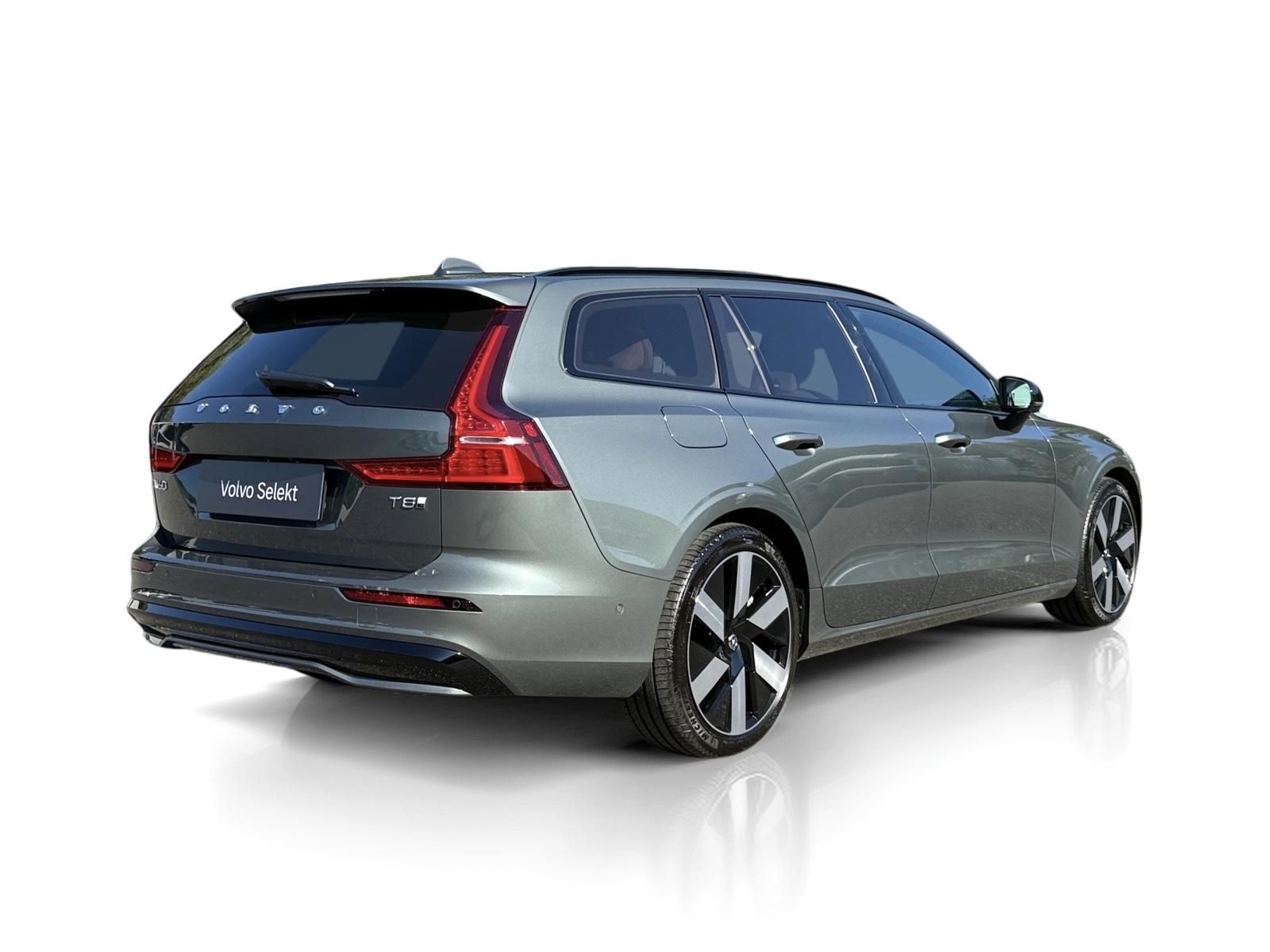 Volvo V60, T8 AWD ULTRA DARK // 335 kW - fotka 5