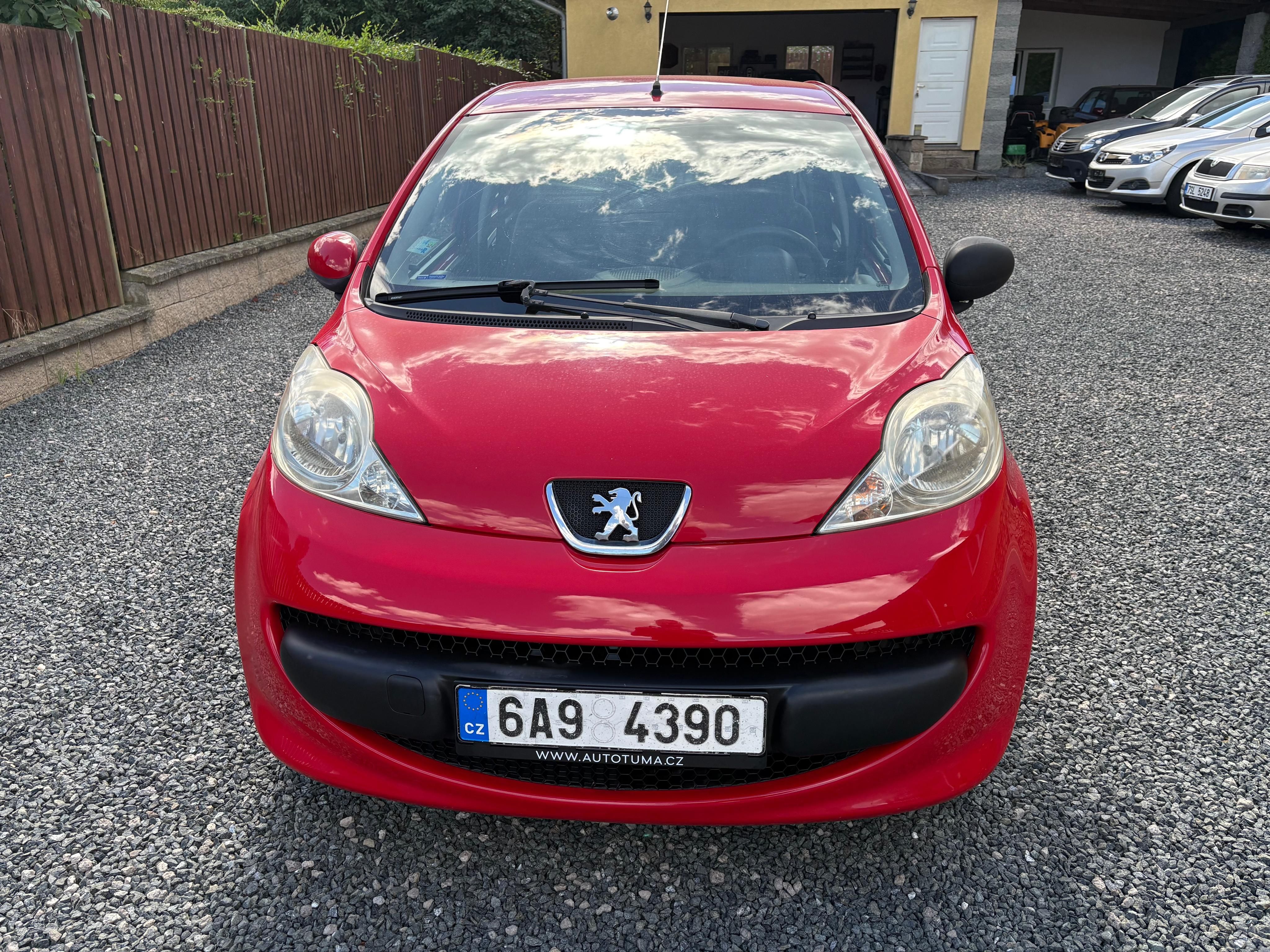 Peugeot 107, 50 kw, nové v ČR - fotka 2
