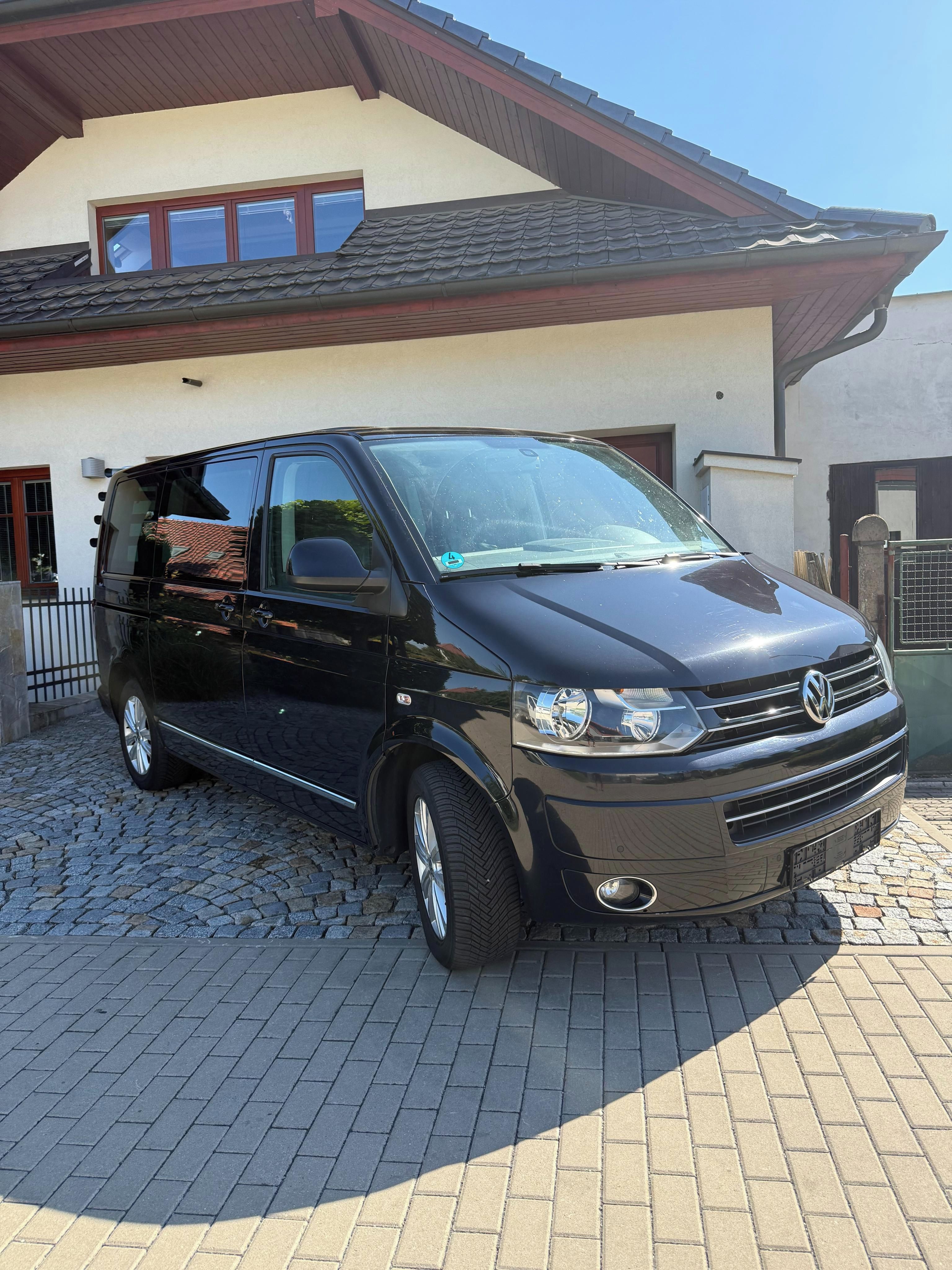 Volkswagen Multivan, 2.0 TDI 103kw 7 míst Highline - fotka 4
