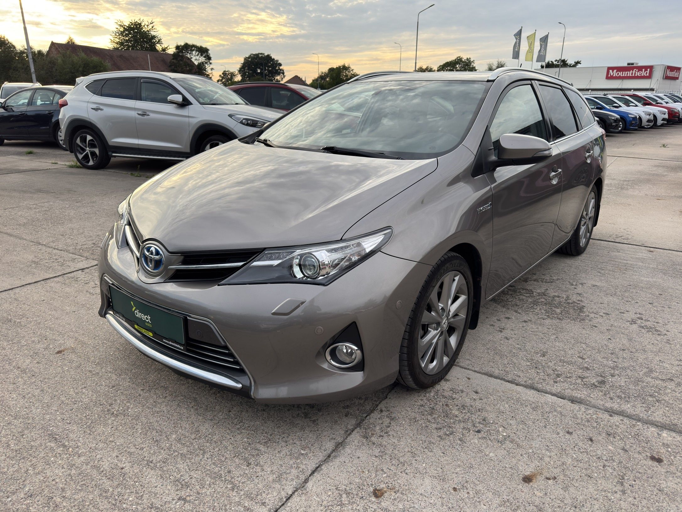 Toyota Auris, 1.8 Hybrid + LPG 73 kW
